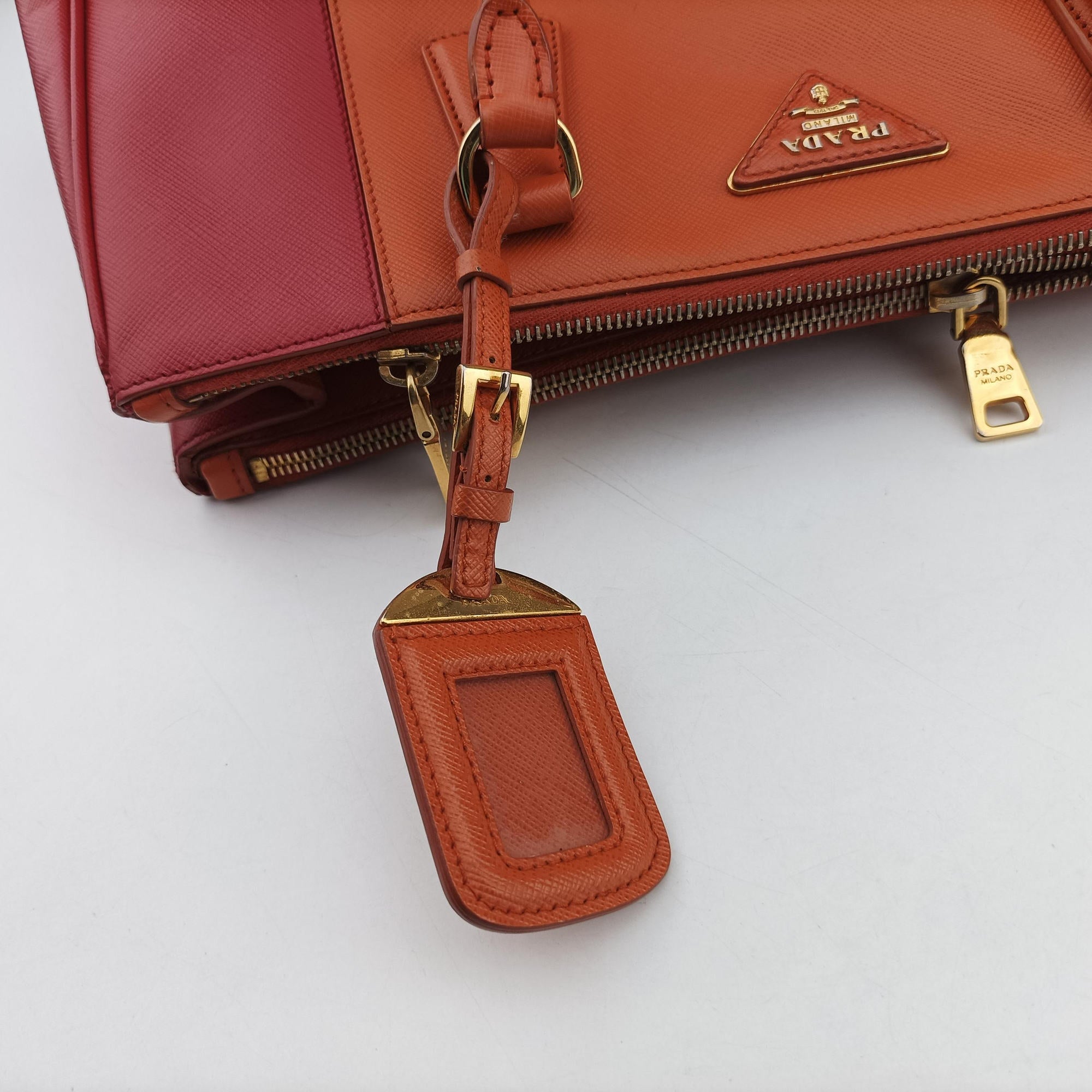 Pre-owned Prada Galleria Orange×red SAFFIANO Leather BN1844 clutchbag | stylenewstar