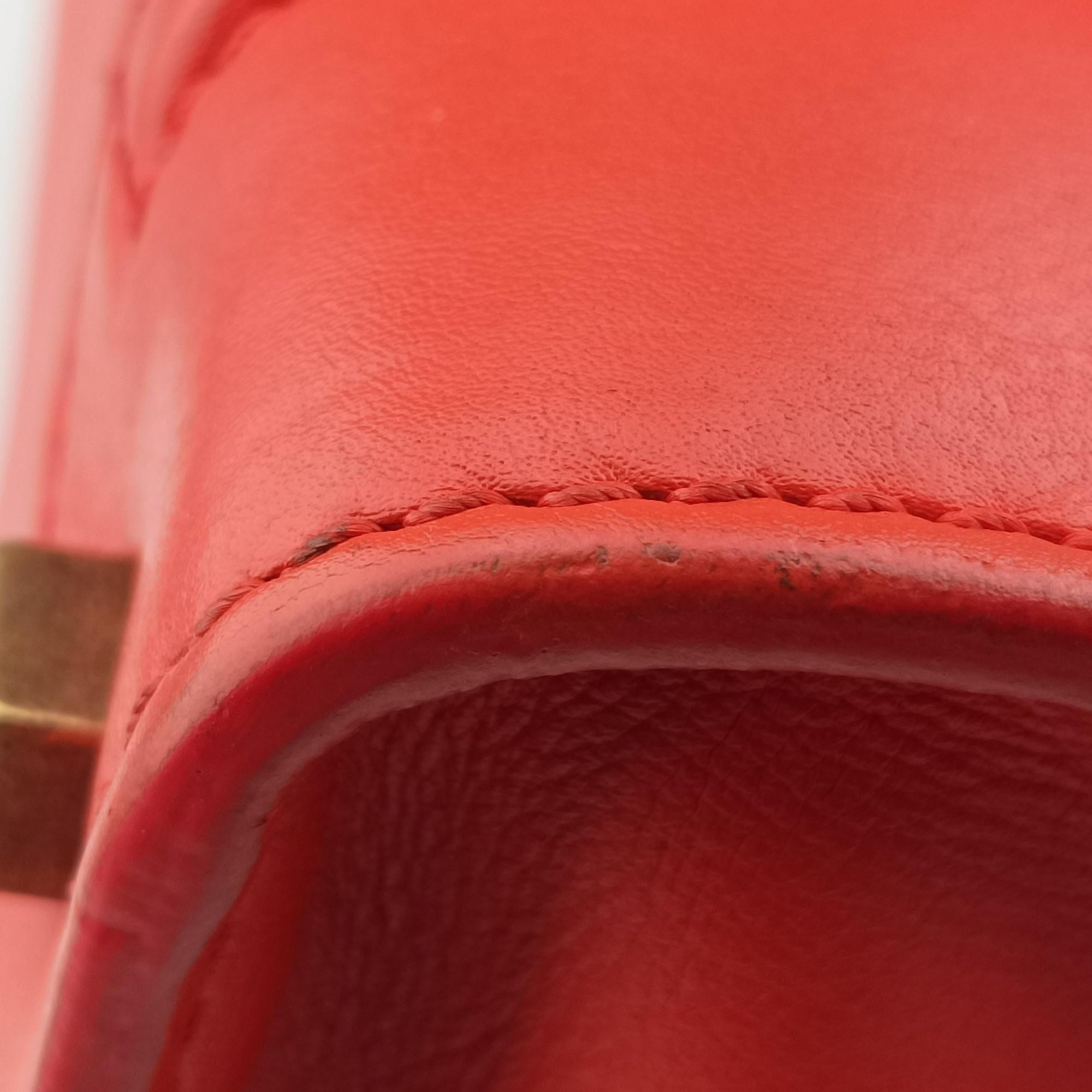 Secondhand Celine Luggage Mini Shopper Orange Leather  handbag | stylenewstar