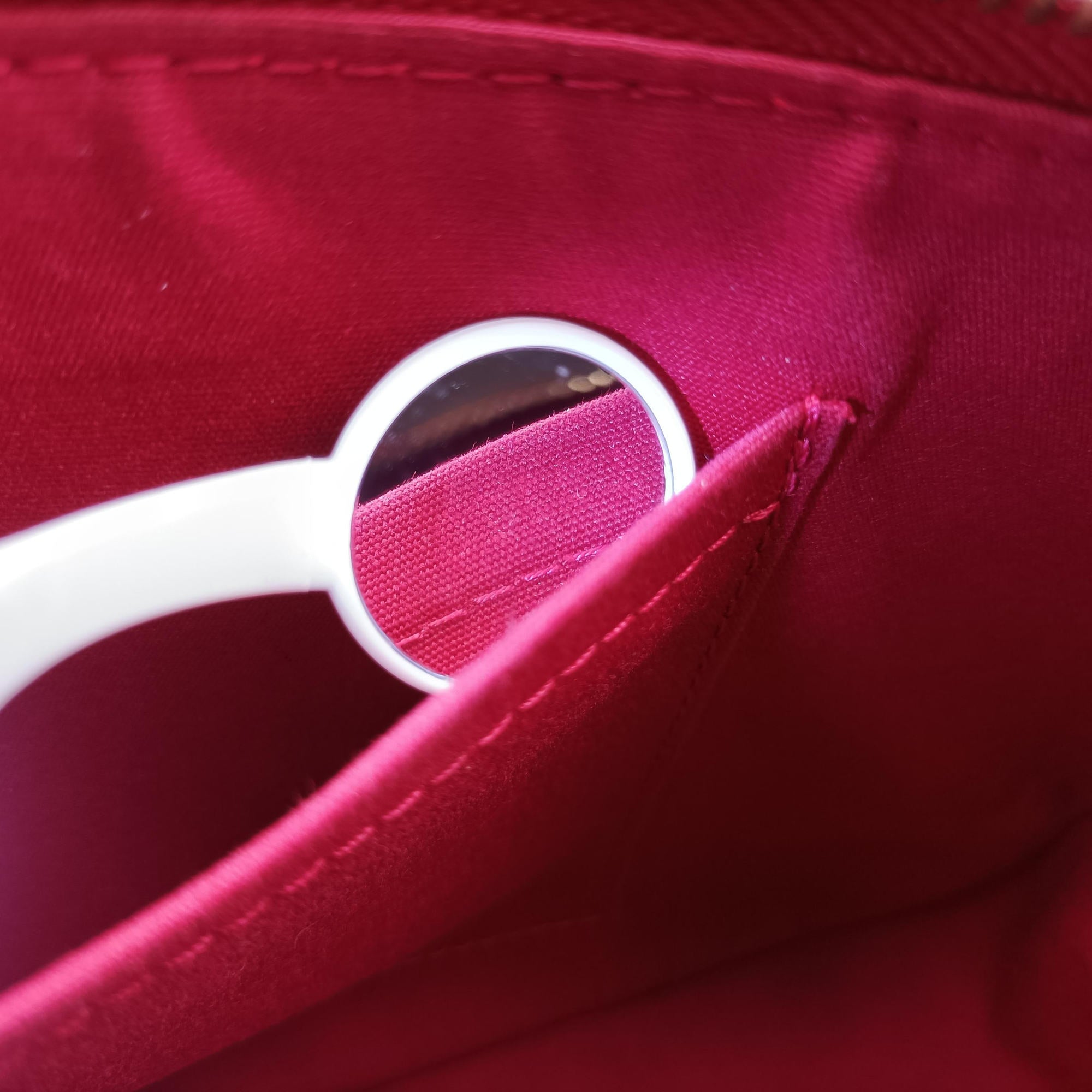 Pre-owned Louis Vuitton Rosewood Avenue POMME D’AMOUR Vernis M93507 shoulderbag | stylenewstar