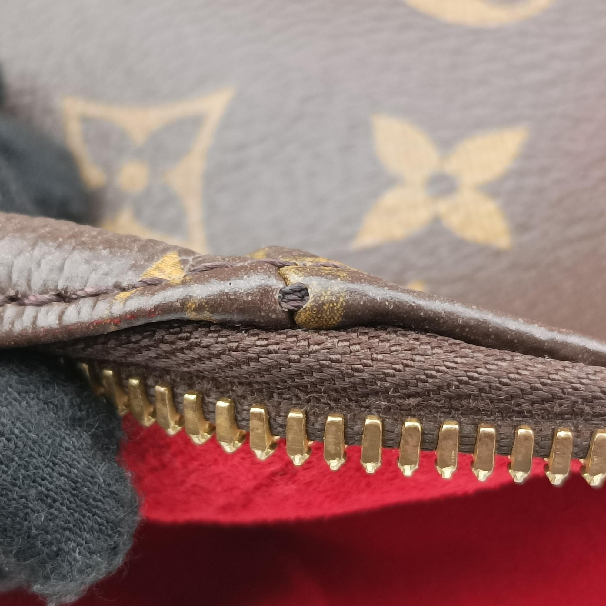 Secondhand Louis Vuitton RETIRO PM brown×CERISE Monogram Canvas×calf leather M40546 shoulderbag | stylenewstar