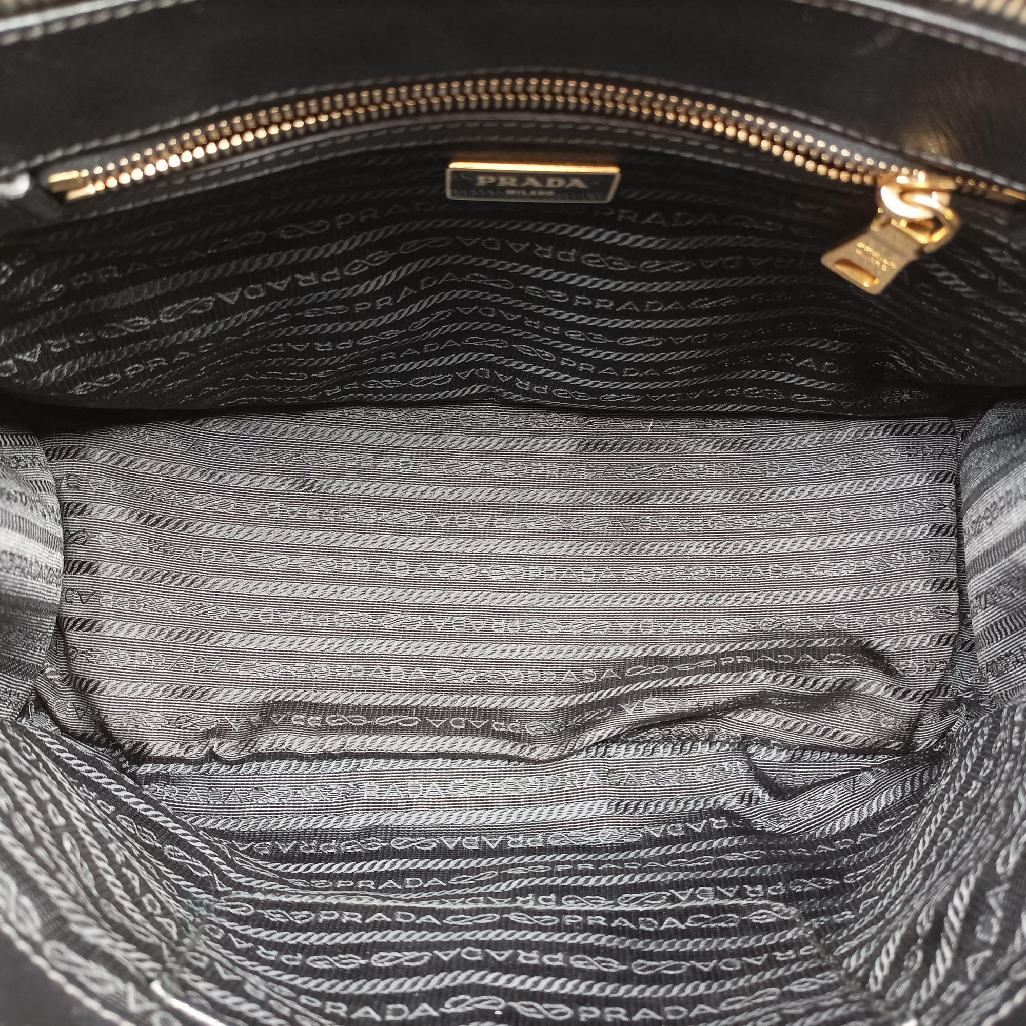 Pre-owned Prada Galleria Black SAFFIANO Leather BN2274 shoulderbag | stylenewstar