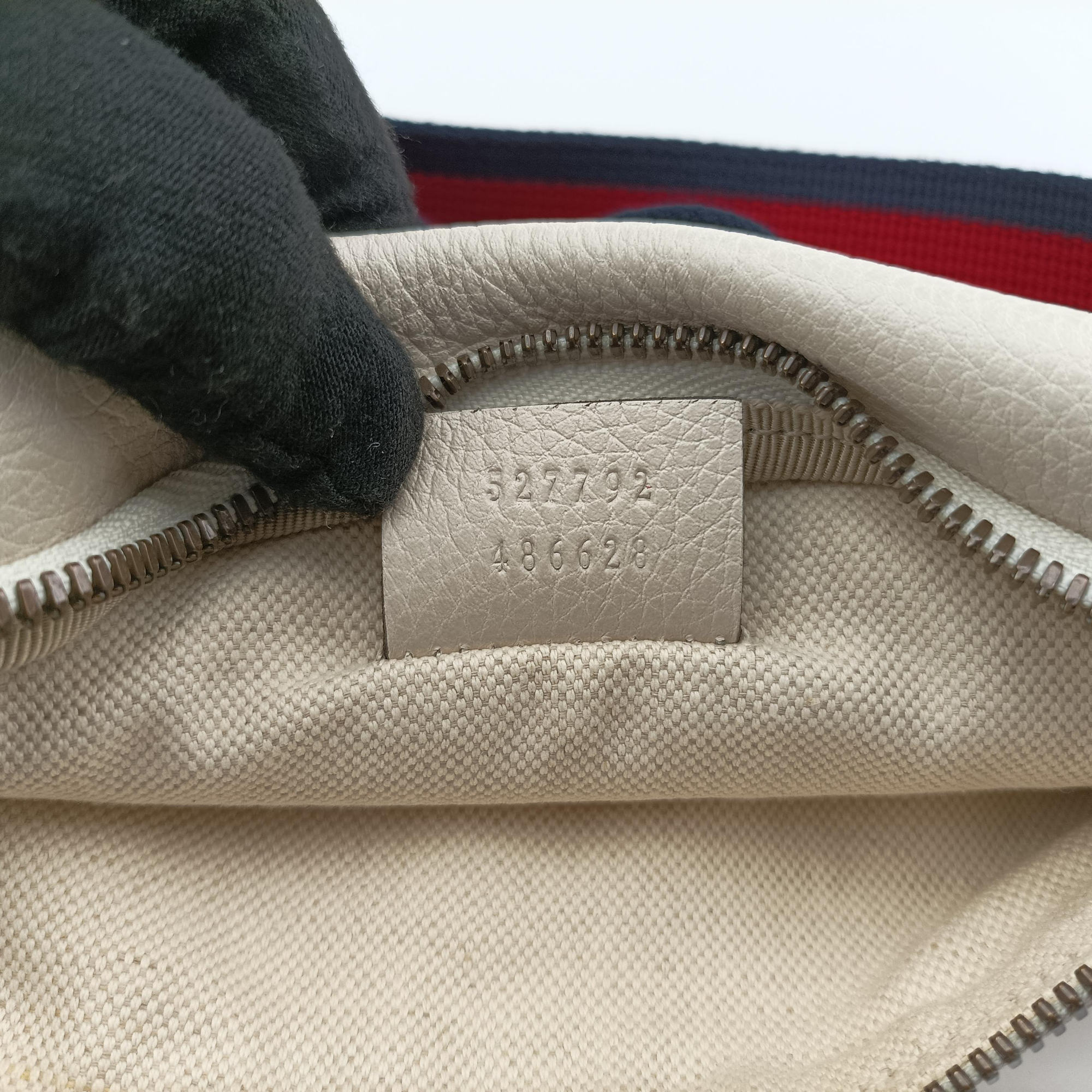 Secondhand Gucci Print White Leather 527792 bum bag/waist bag | stylenewstar