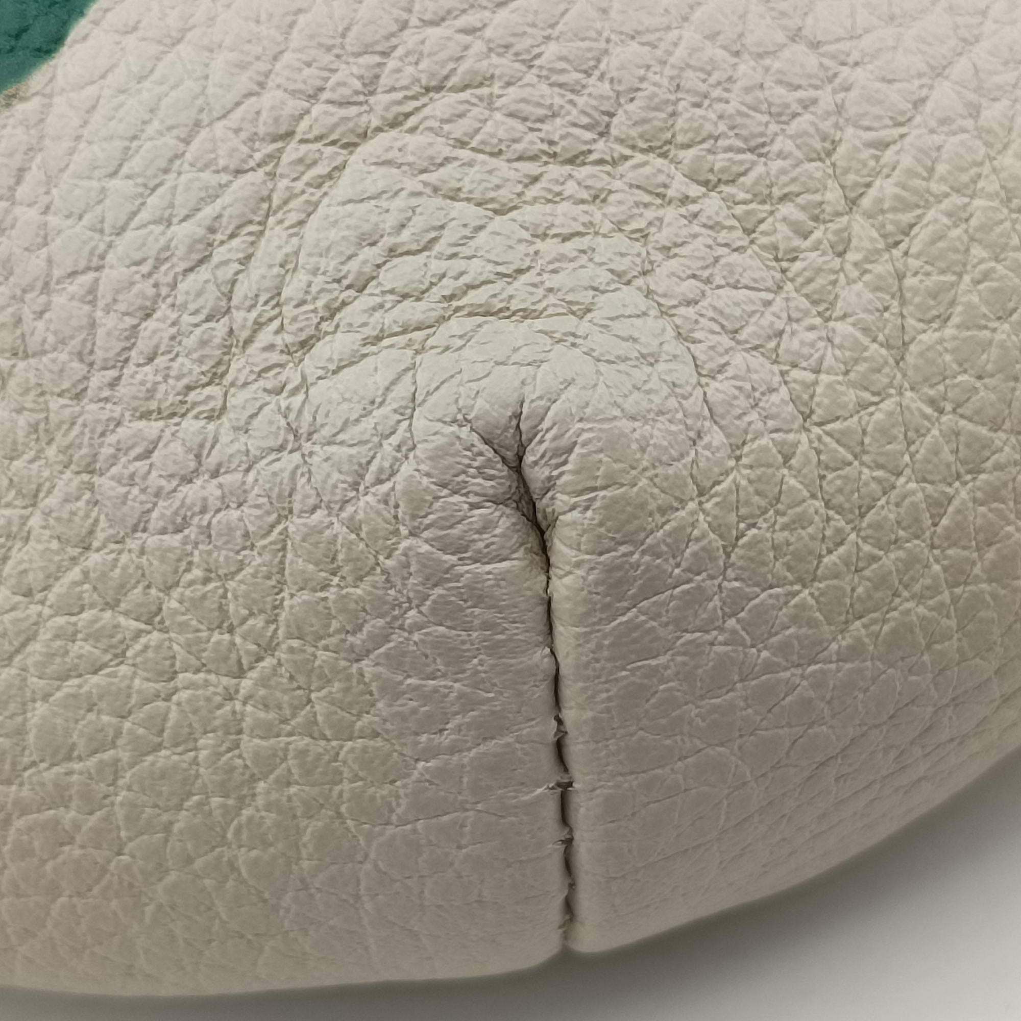 Secondhand Gucci Print White Leather 527792 bum bag/waist bag | stylenewstar