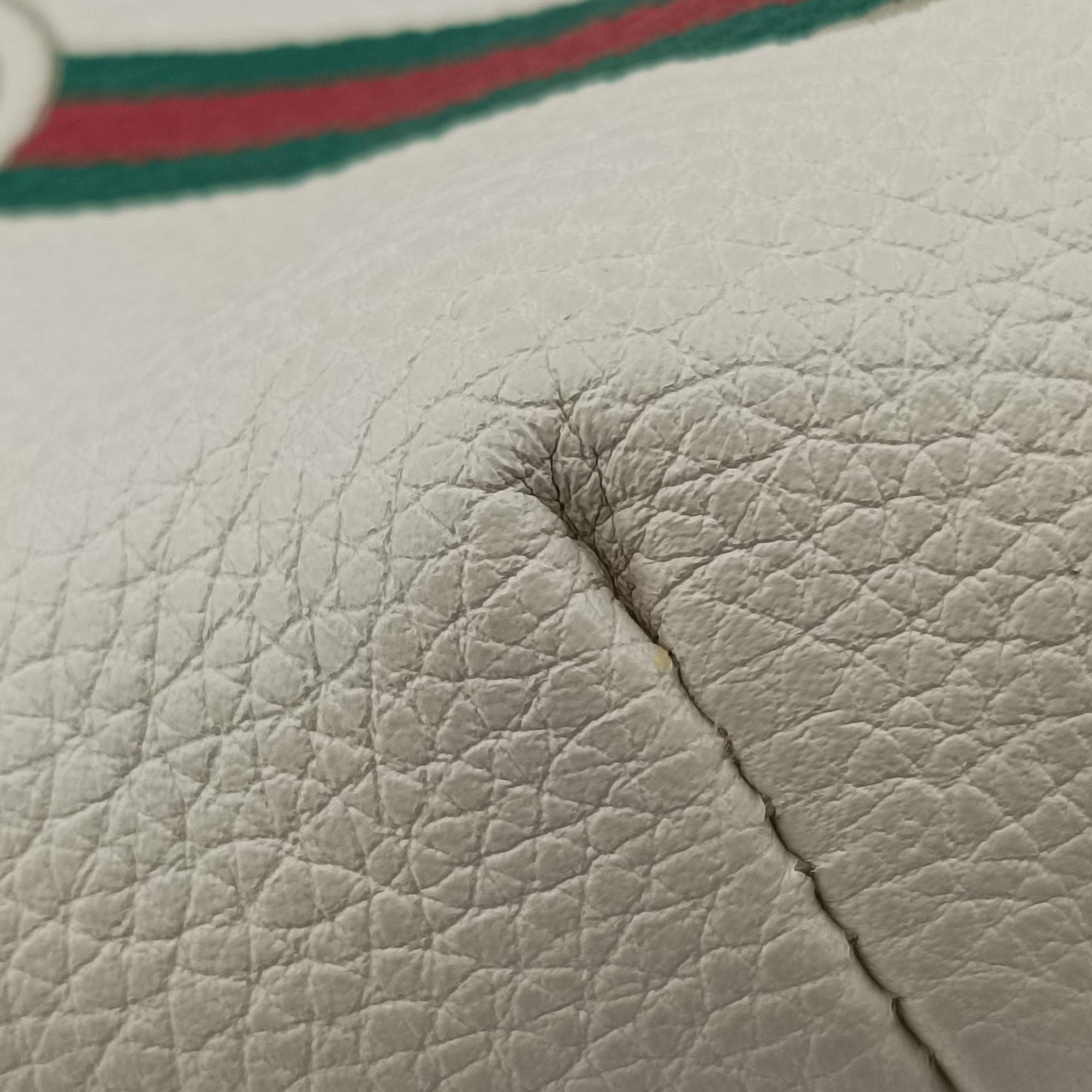 Secondhand Gucci Print White Leather 527792 bum bag/waist bag | stylenewstar