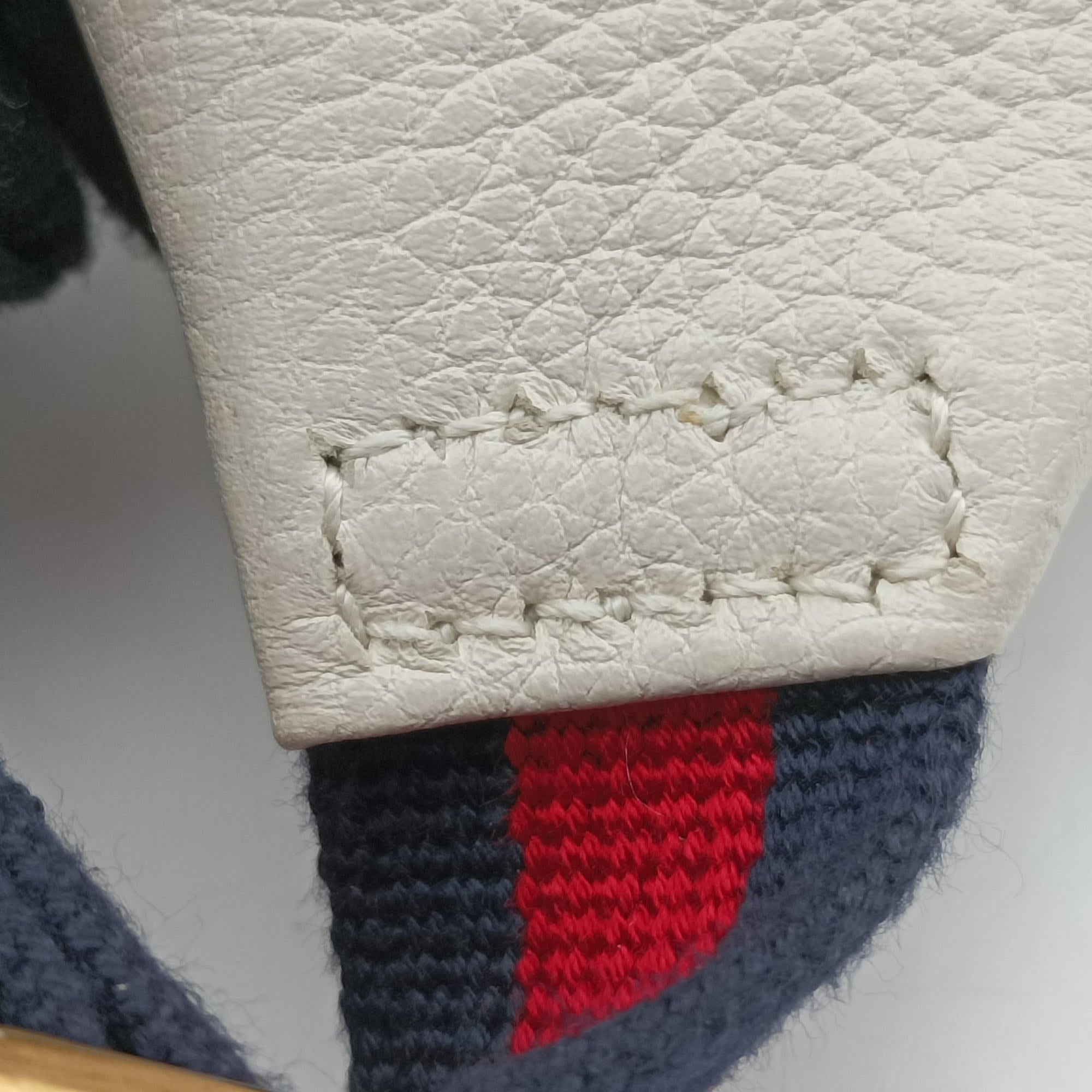 Secondhand Gucci Print White Leather 527792 bum bag/waist bag | stylenewstar