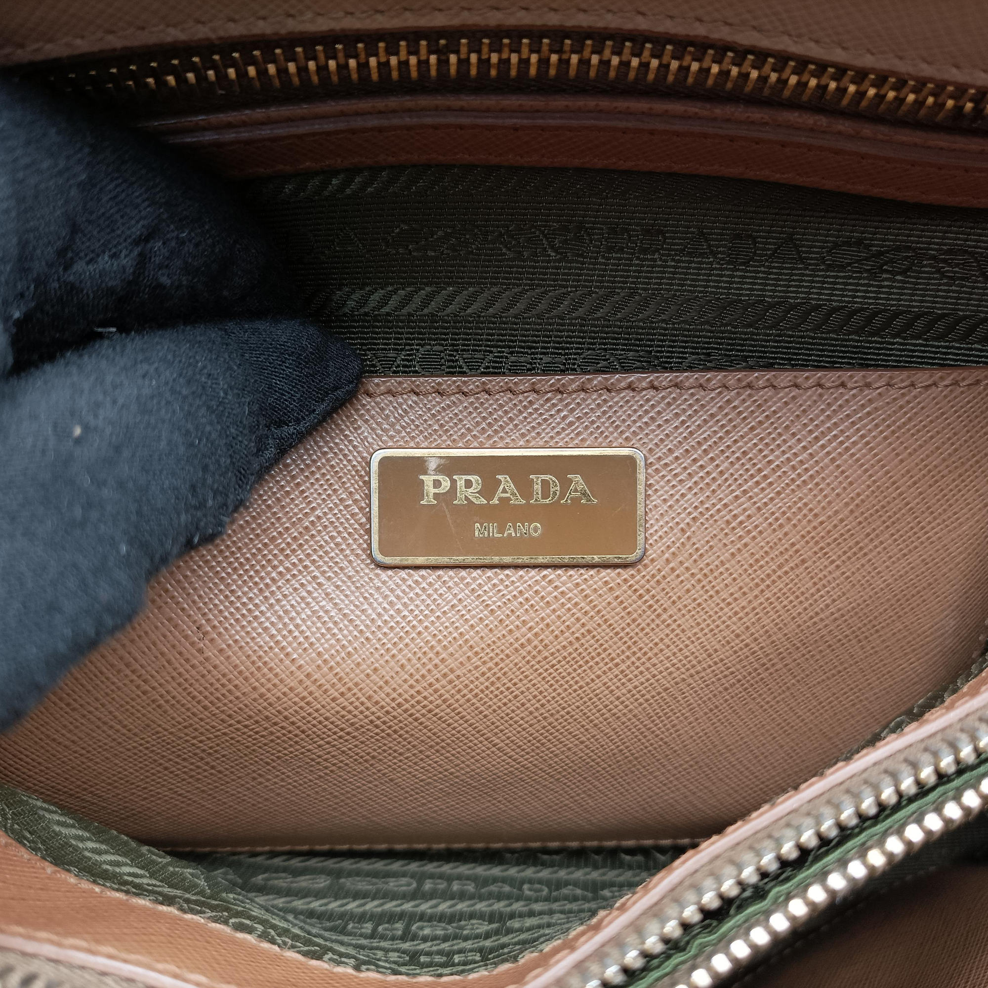 Pre-owned Prada Promenade Brown×Beige SAFFIANO Leather BL0837 handbag | stylenewstar