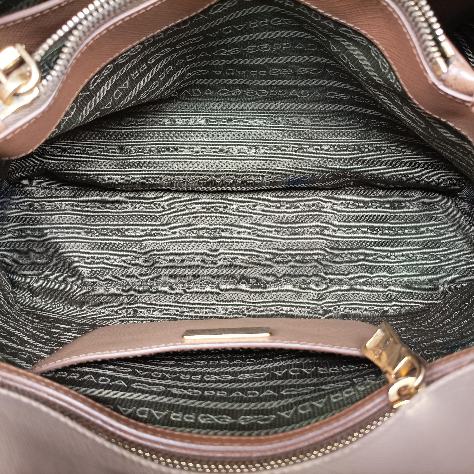 Pre-owned Prada Promenade Brown×Beige SAFFIANO Leather BL0837 handbag | stylenewstar