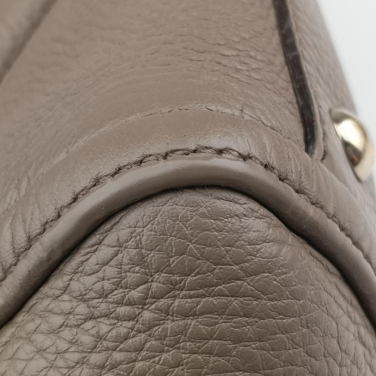 Vintage Gucci Soho Gray beige Leather 282307 handbag | stylenewstar