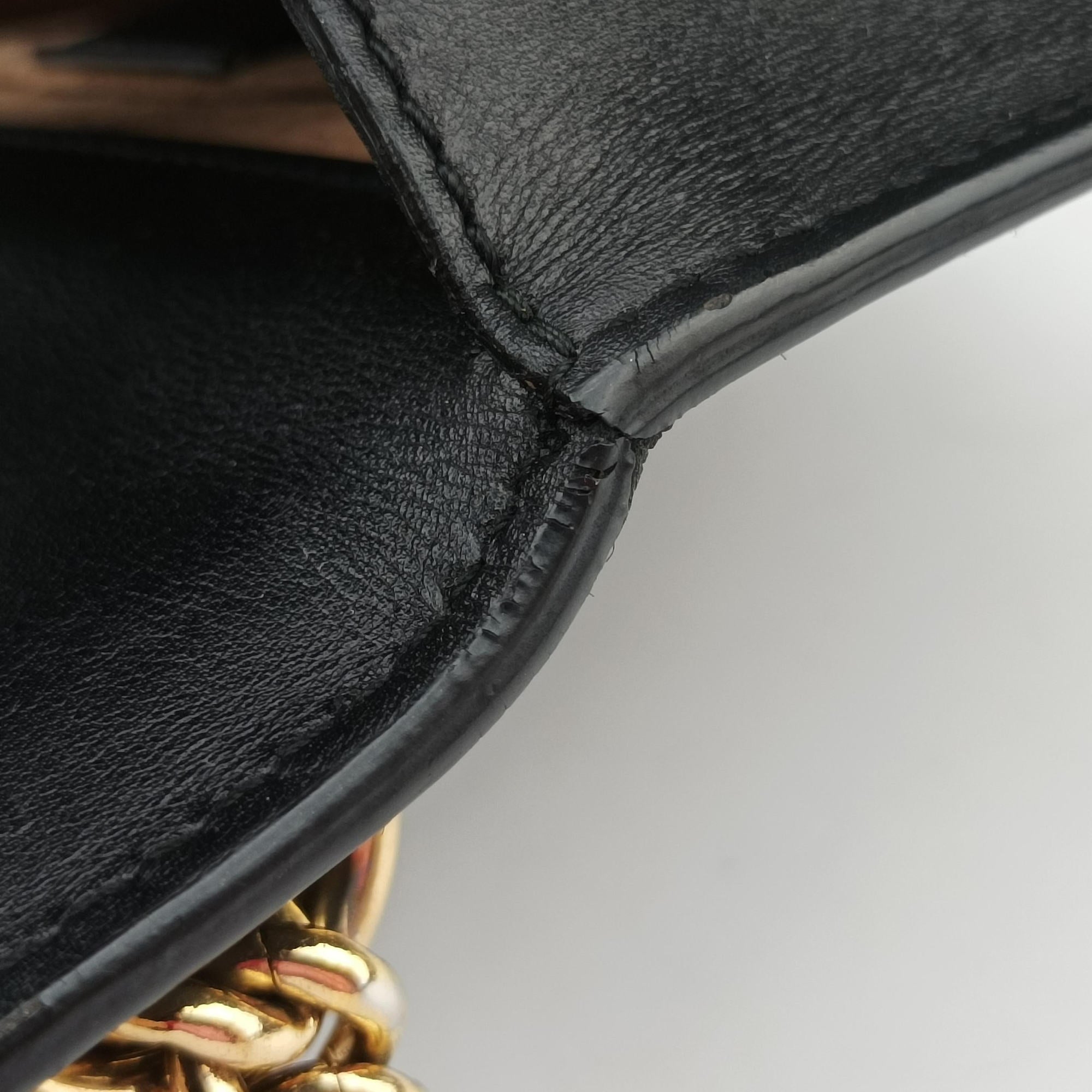 Secondhand Gucci Padlock Black Leather 432182 shoulderbag | stylenewstar