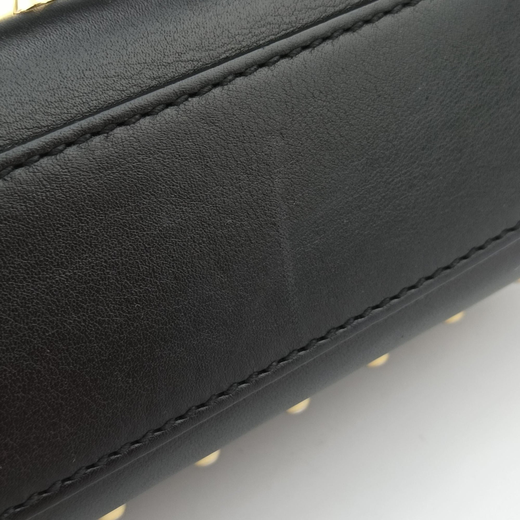Secondhand Gucci Padlock Black Leather 432182 shoulderbag | stylenewstar