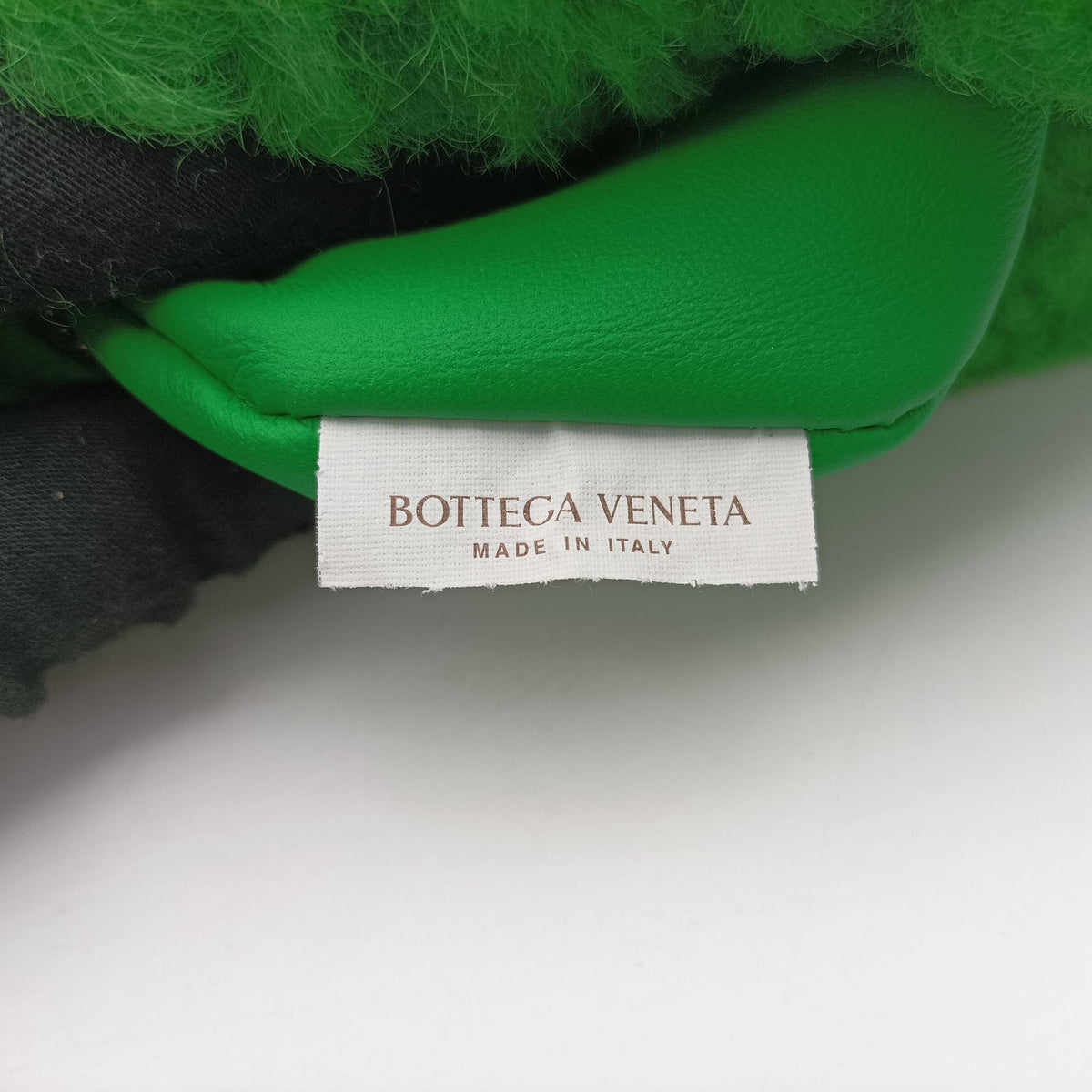 Pre-owned Bottega Veneta Jodie Green Fur  clutchbag | stylenewstar