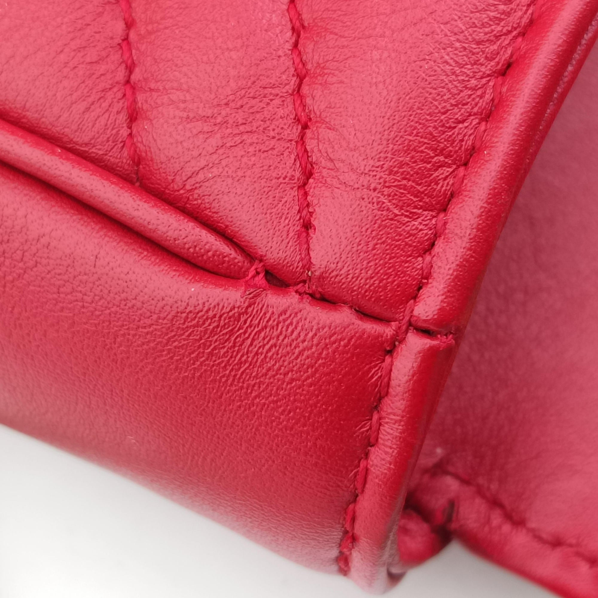 Pre-owned Gucci GG Marmont Red Leather 476433 shoulderbag | stylenewstar