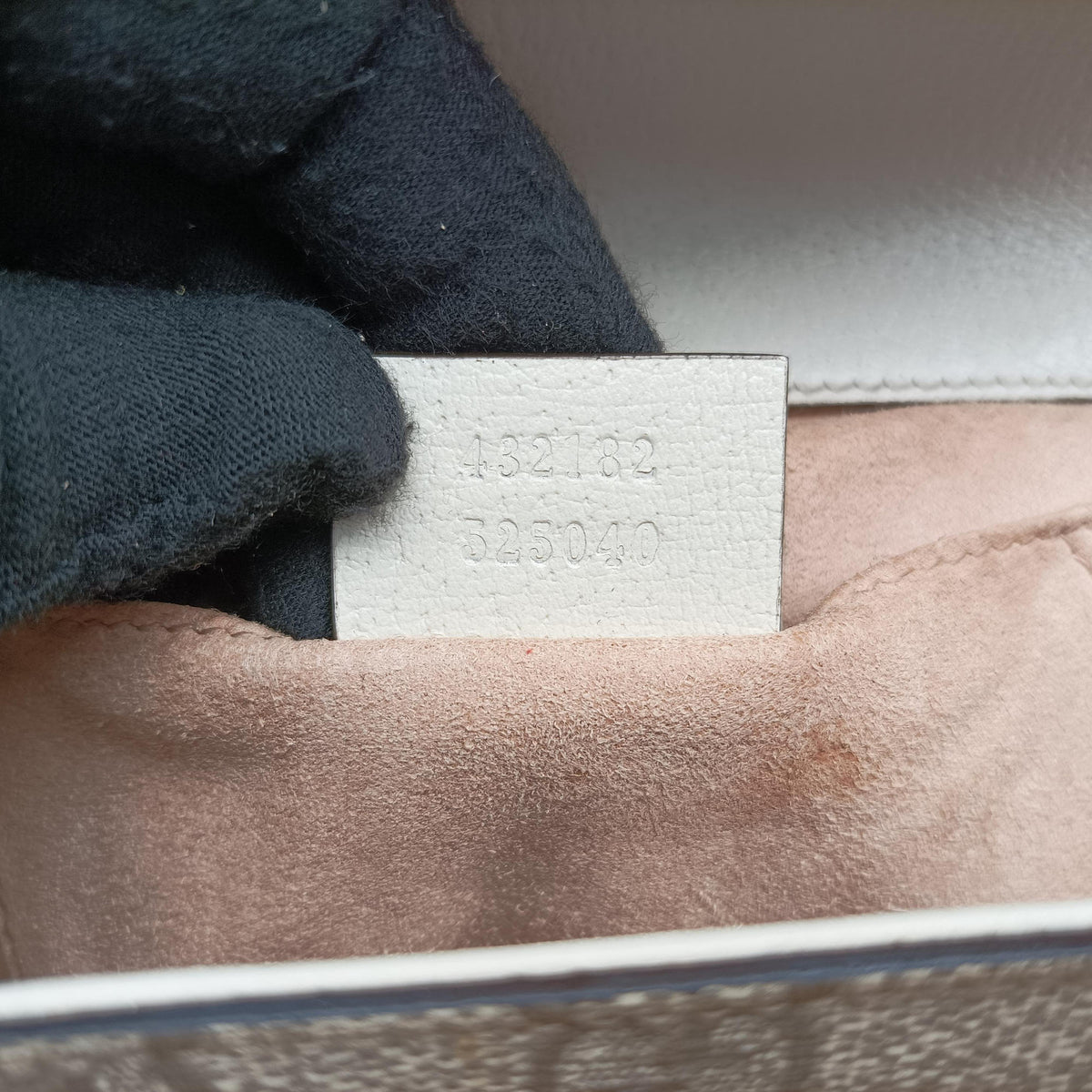 Secondhand Gucci Padlock Beige×White×Multi Leather × Coated Canvas × Snakeskin 432182 shoulderbag | stylenewstar