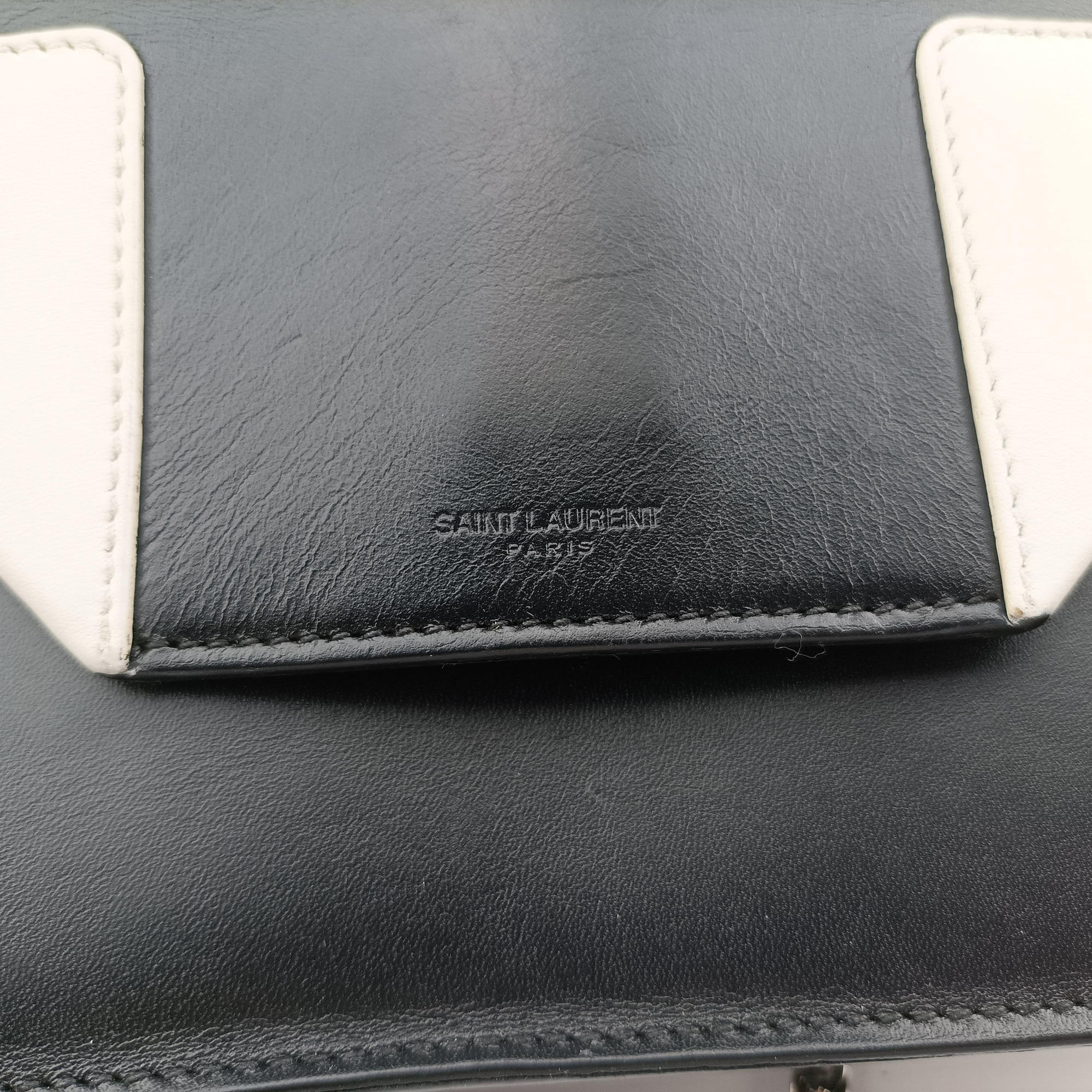 Pre-owned Yves Saint Laurent Small Betty Flap Black × White Leather 314516 shoulderbag | stylenewstar