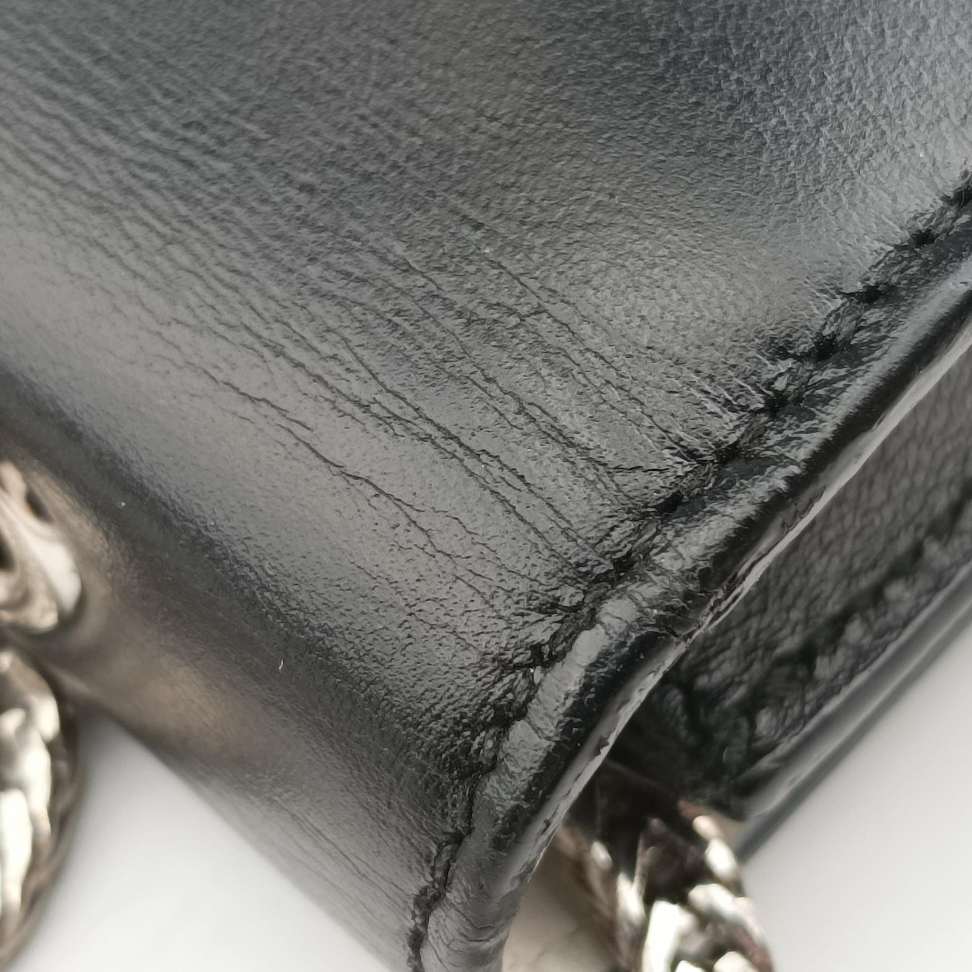Pre-owned Yves Saint Laurent Small Betty Flap Black × White Leather 314516 shoulderbag | stylenewstar