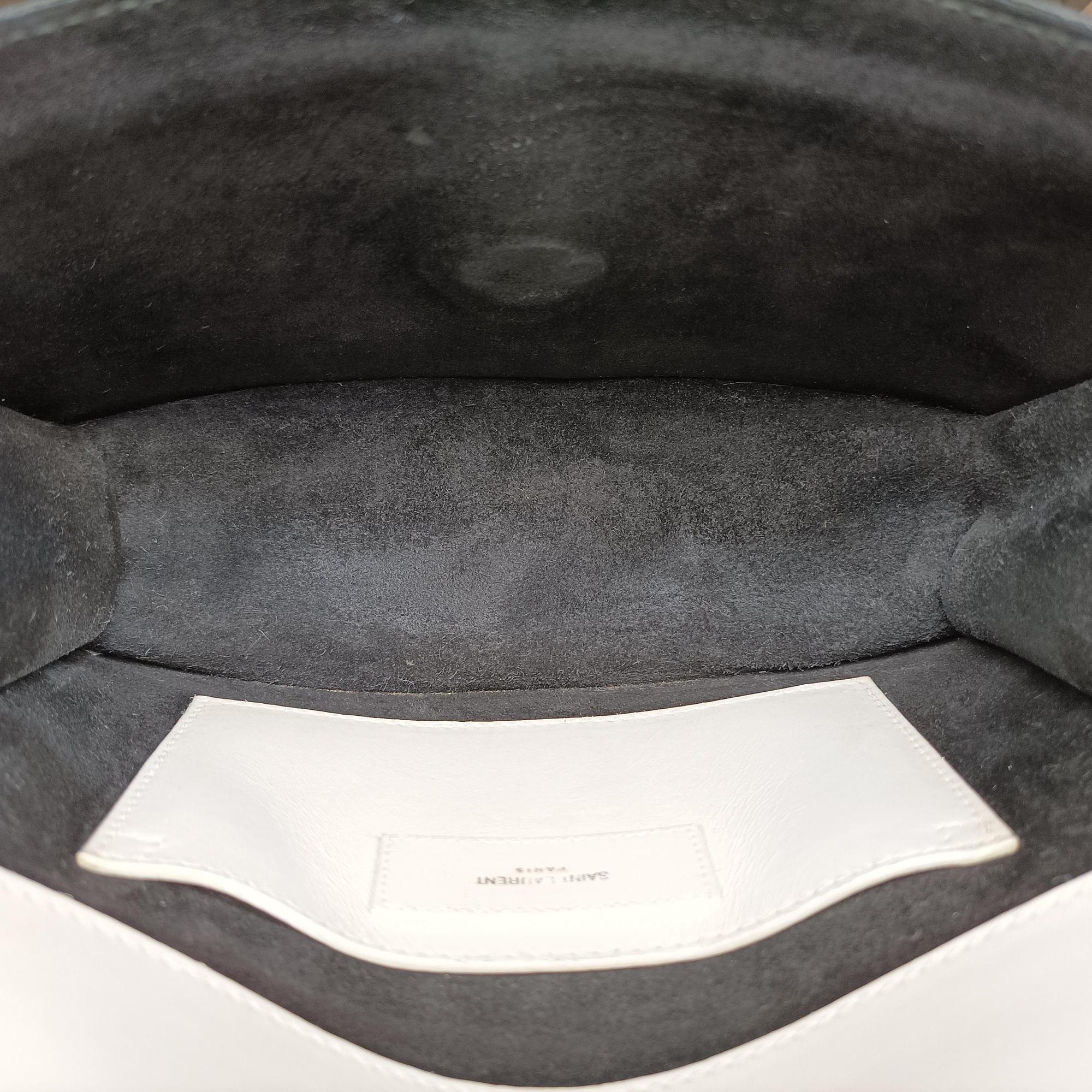 Pre-owned Yves Saint Laurent Small Betty Flap Black × White Leather 314516 shoulderbag | stylenewstar