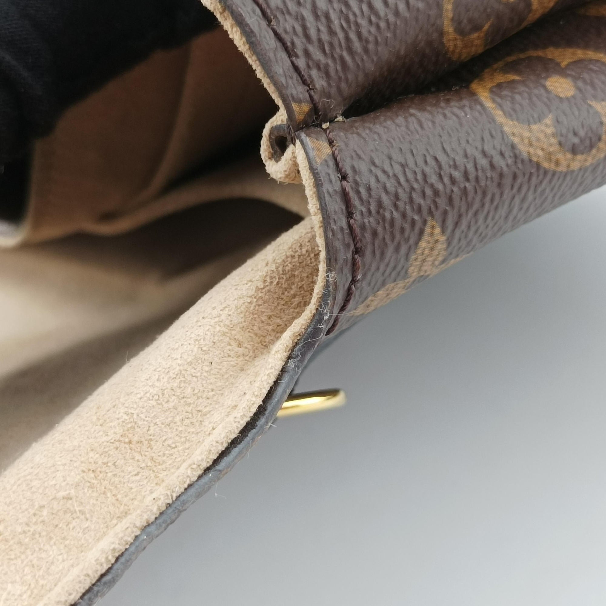 Secondhand Louis Vuitton MARIGNAN brown×Gray×Black Monogram Canvas×calf leather×Snake skin N95750 shoulderbag | stylenewstar
