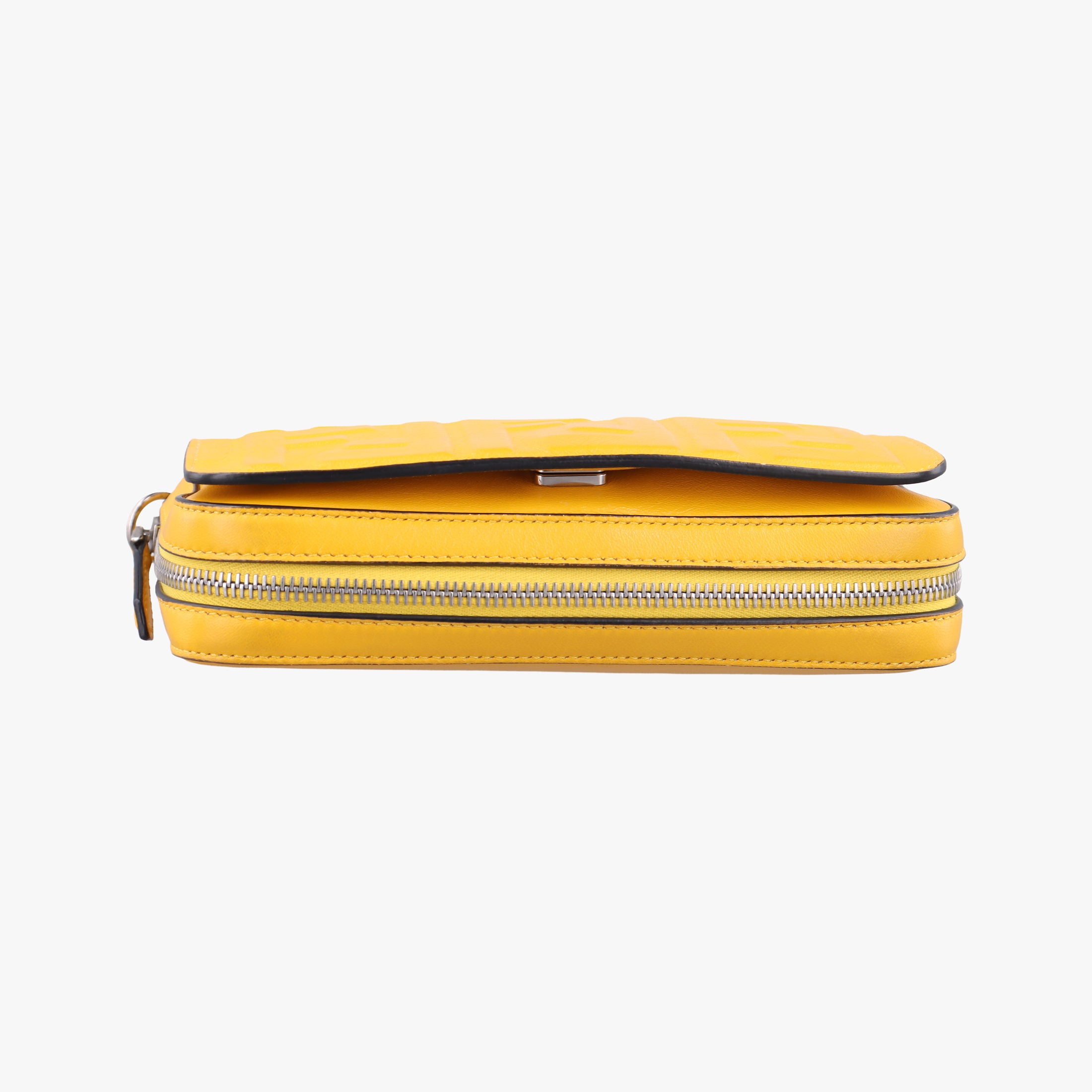 Pre-owned Fendi Flap Expand Yellow Leather 7M0299 shoulderbag | stylenewstar