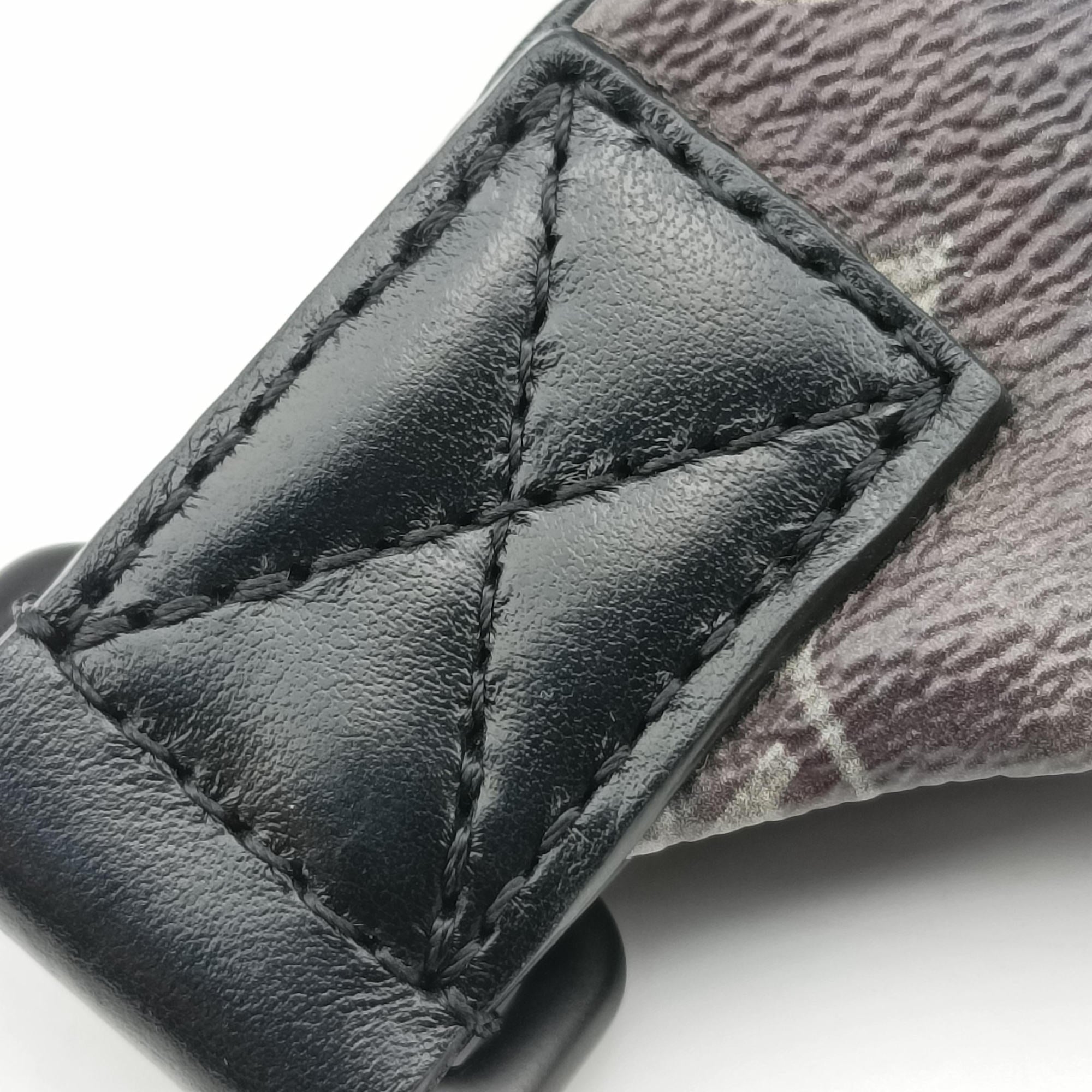Pre-owned Louis Vuitton Discovery Black×multicolor Monogram Galaxy M44444 bum bag/waist bag | stylenewstar