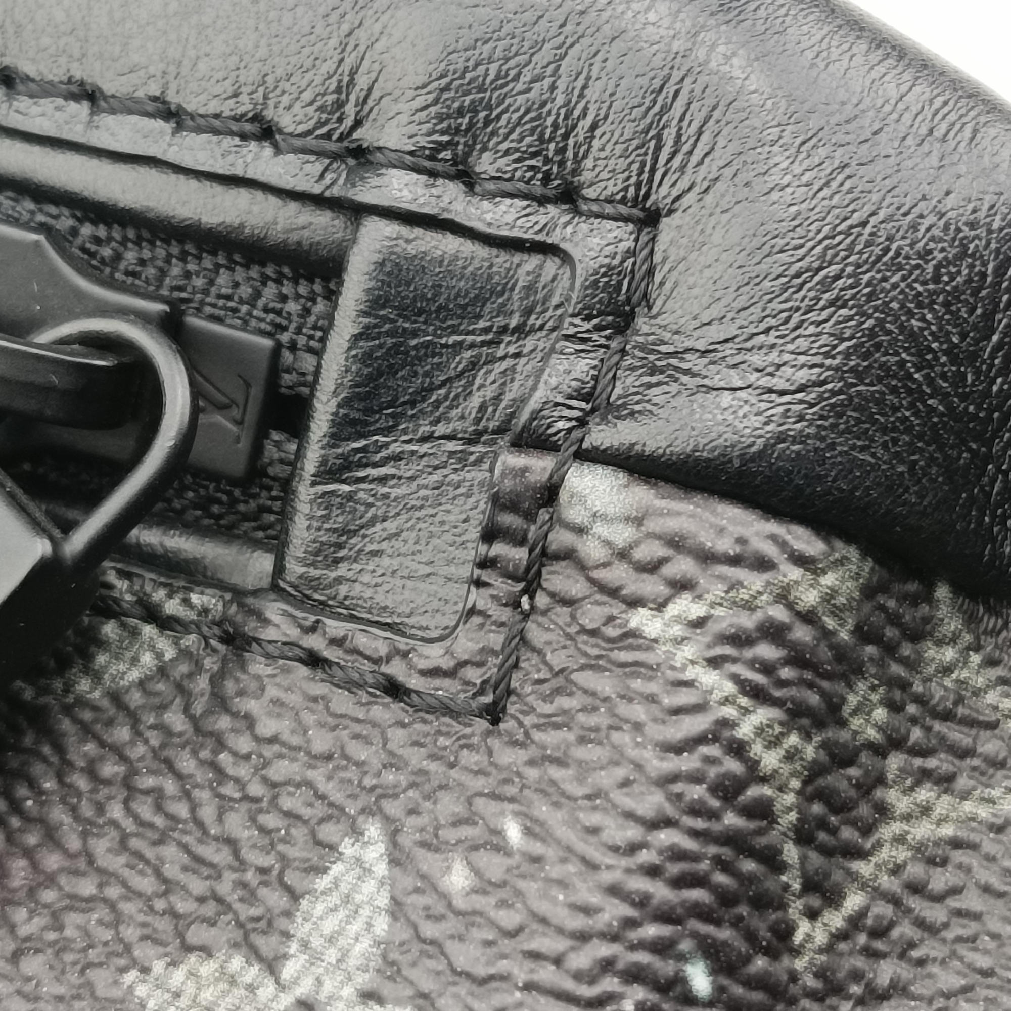 Pre-owned Louis Vuitton Discovery Black×multicolor Monogram Galaxy M44444 bum bag/waist bag | stylenewstar