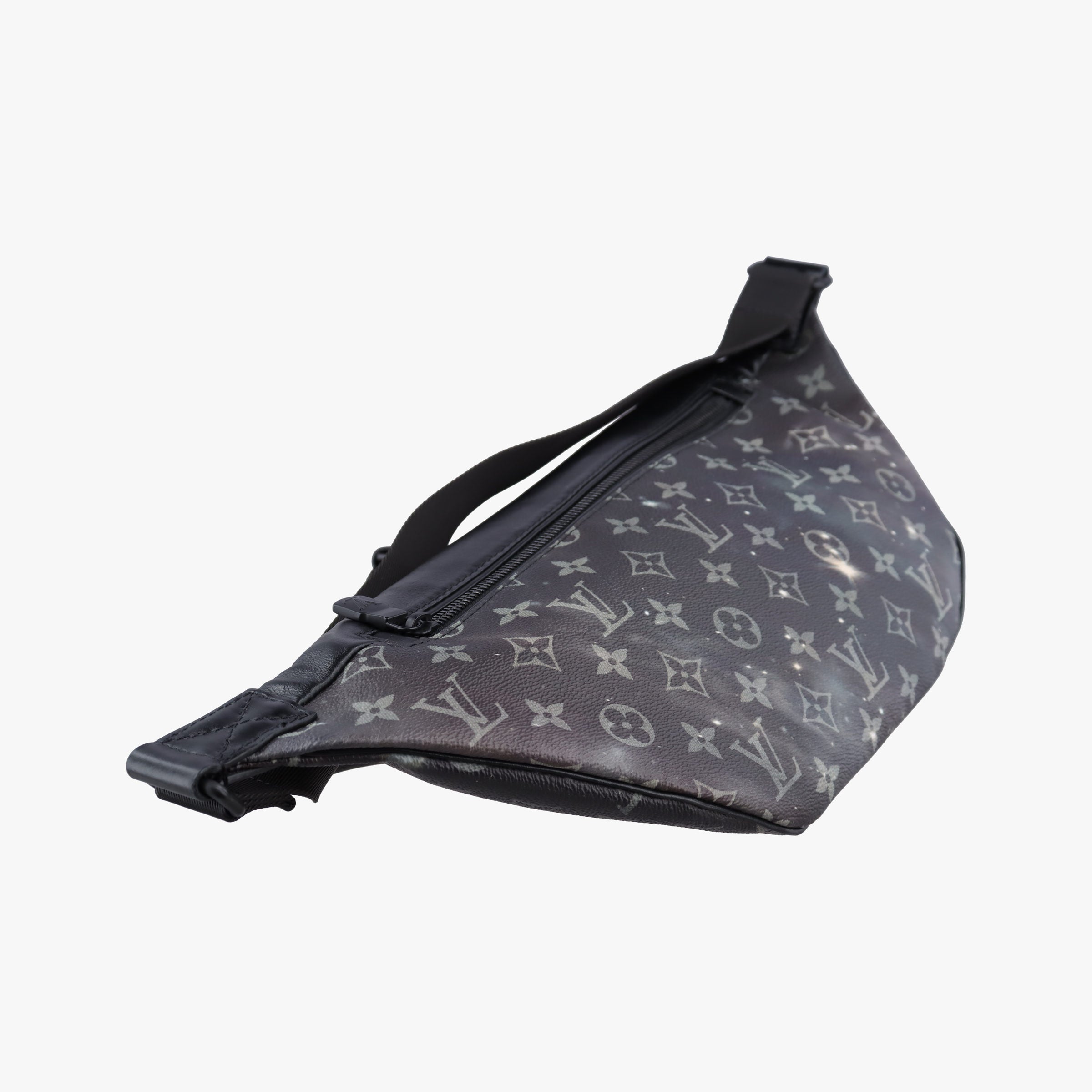 Pre-owned Louis Vuitton Discovery Black×multicolor Monogram Galaxy M44444 bum bag/waist bag | stylenewstar