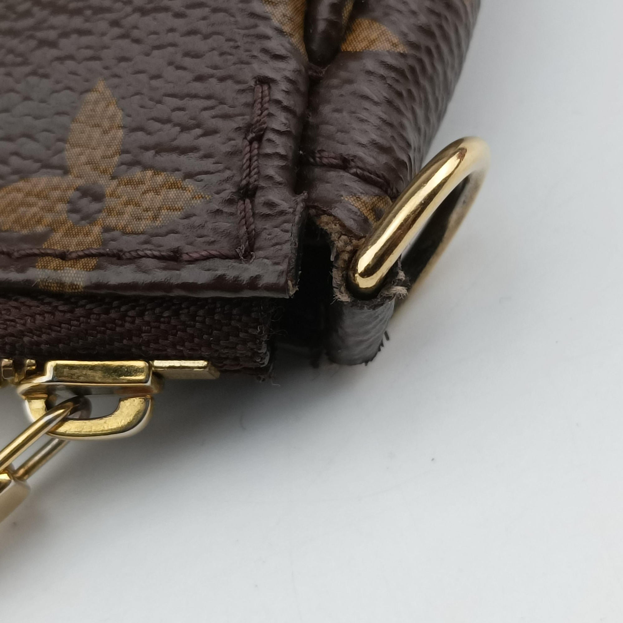 Secondhand Louis Vuitton MULTI POCHETTE ACCESSOIRES MARRON×ROSE CLAIRE Monogram Canvas M44840 shoulderbag | stylenewstar