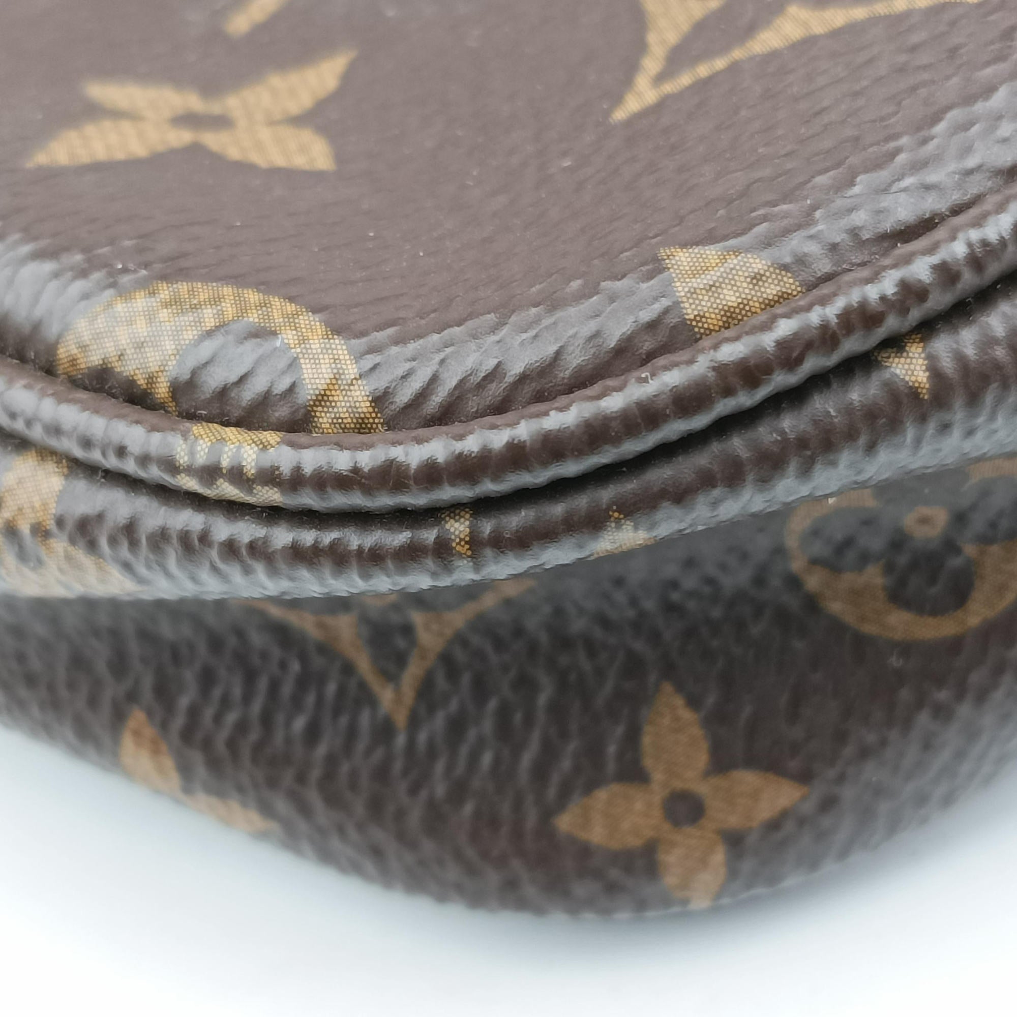 Secondhand Louis Vuitton MULTI POCHETTE ACCESSOIRES MARRON×ROSE CLAIRE Monogram Canvas M44840 shoulderbag | stylenewstar
