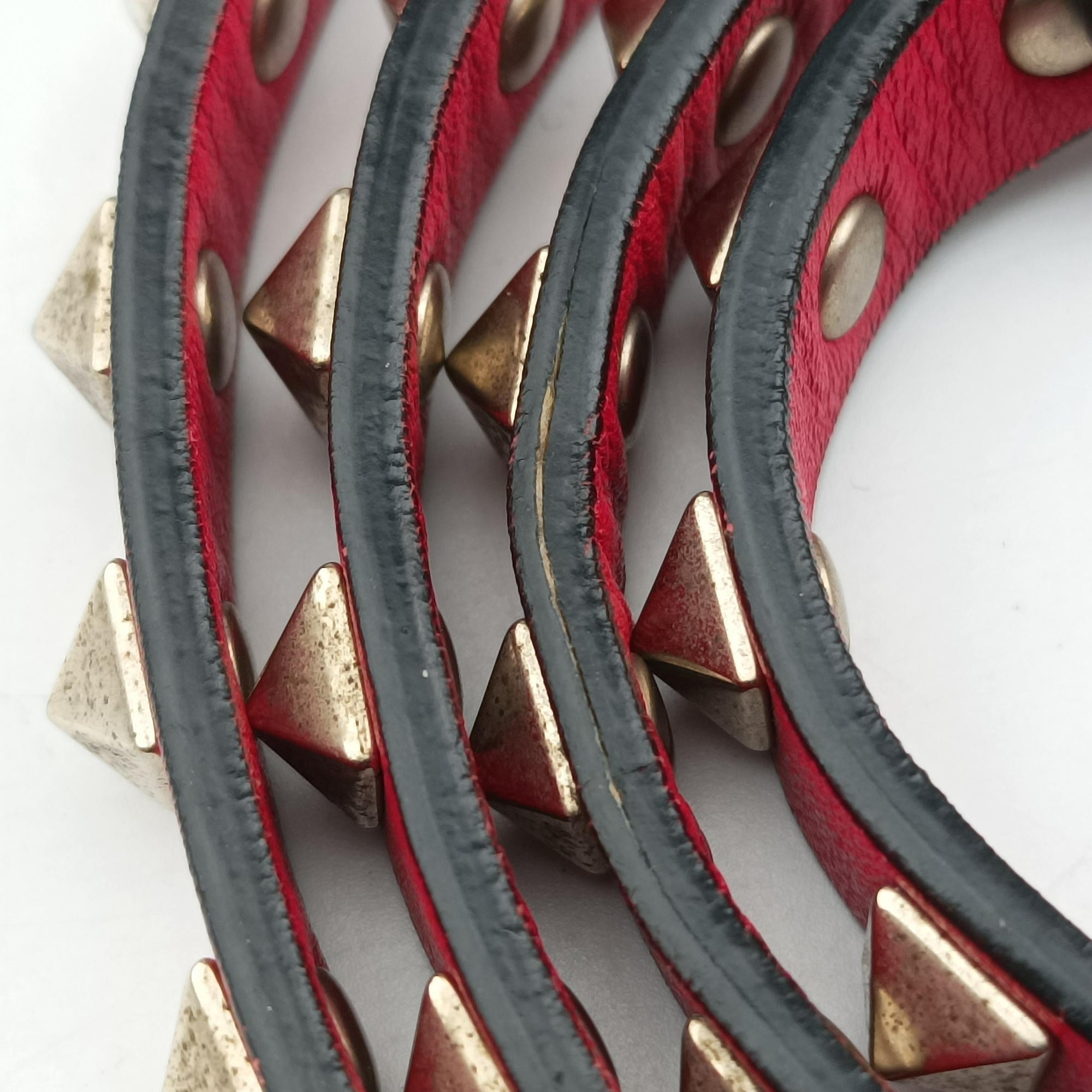 Pre-owned Valentino Rockstud Red Leather  shoulderbag | stylenewstar