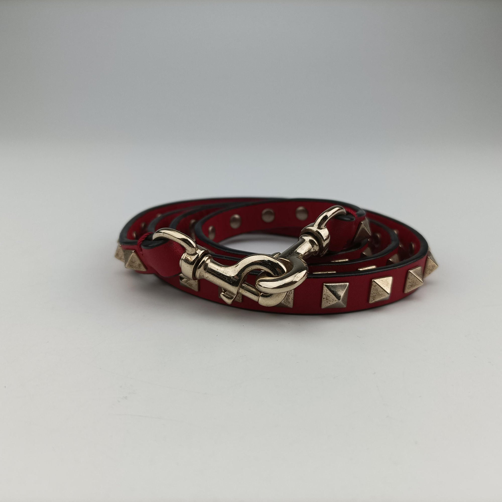 Pre-owned Valentino Rockstud Red Leather  shoulderbag | stylenewstar