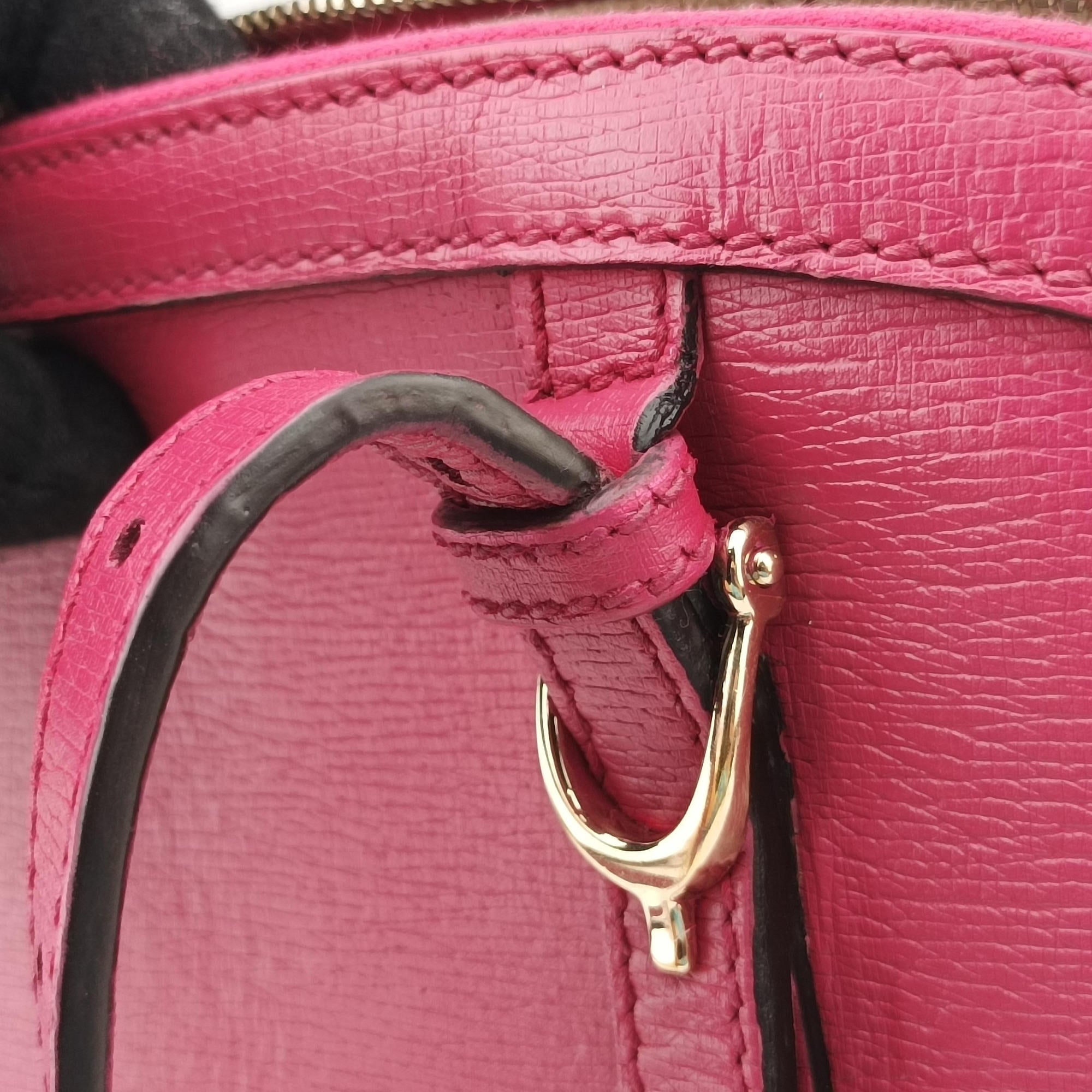 Vintage Gucci Microguccissima Rose Leather 309617 shoulderbag | stylenewstar