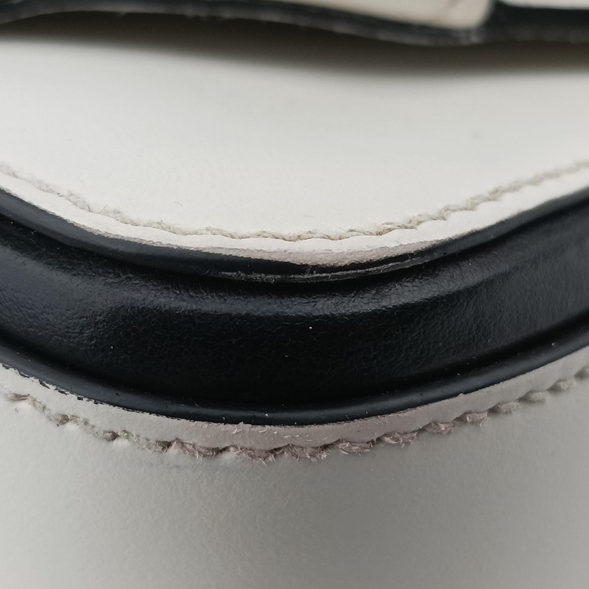 Vintage Prada Manuelle White Leather  handbag | stylenewstar