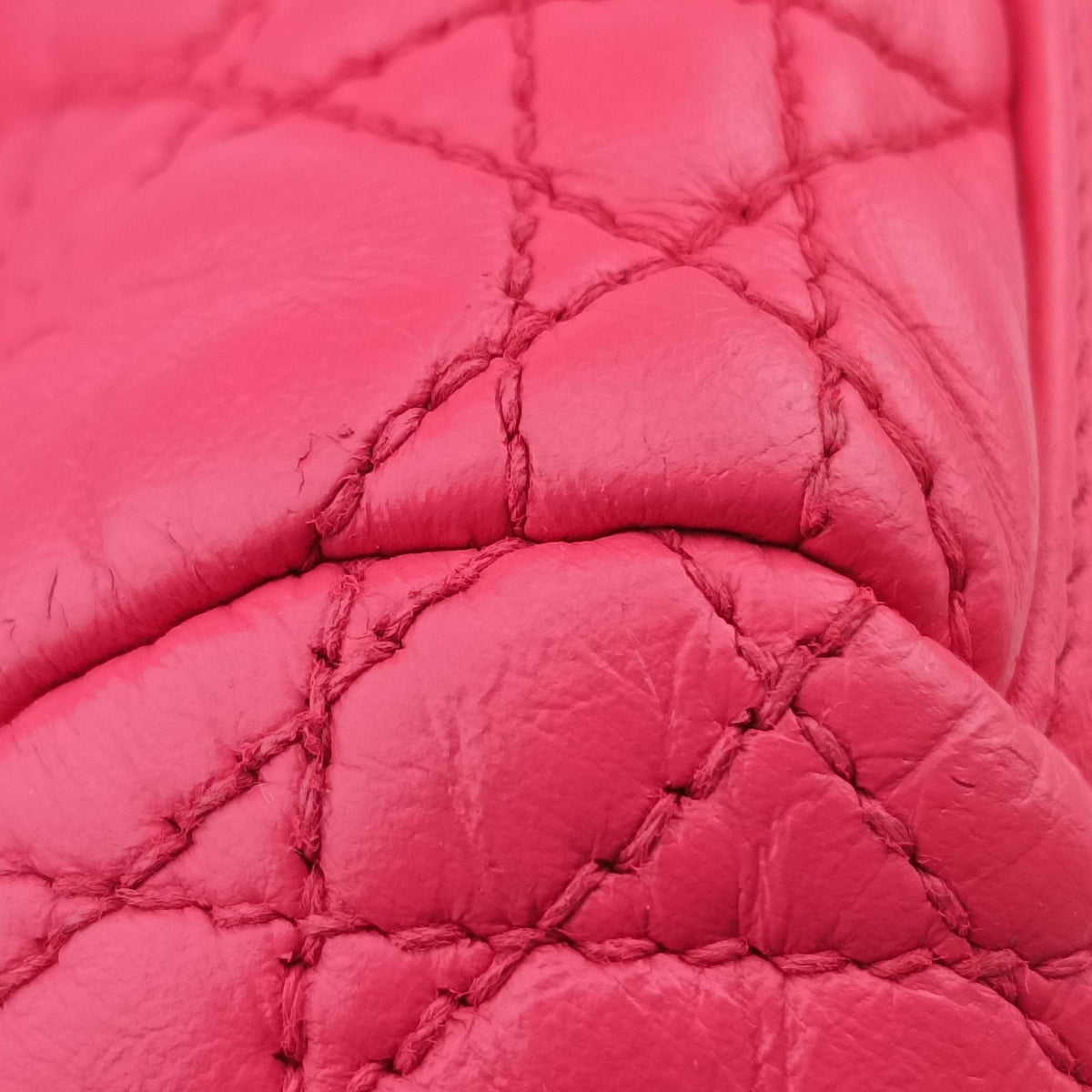 Secondhand Christian Dior Cannage Dior Soft Shopping Pink lambskin  handbag | stylenewstar