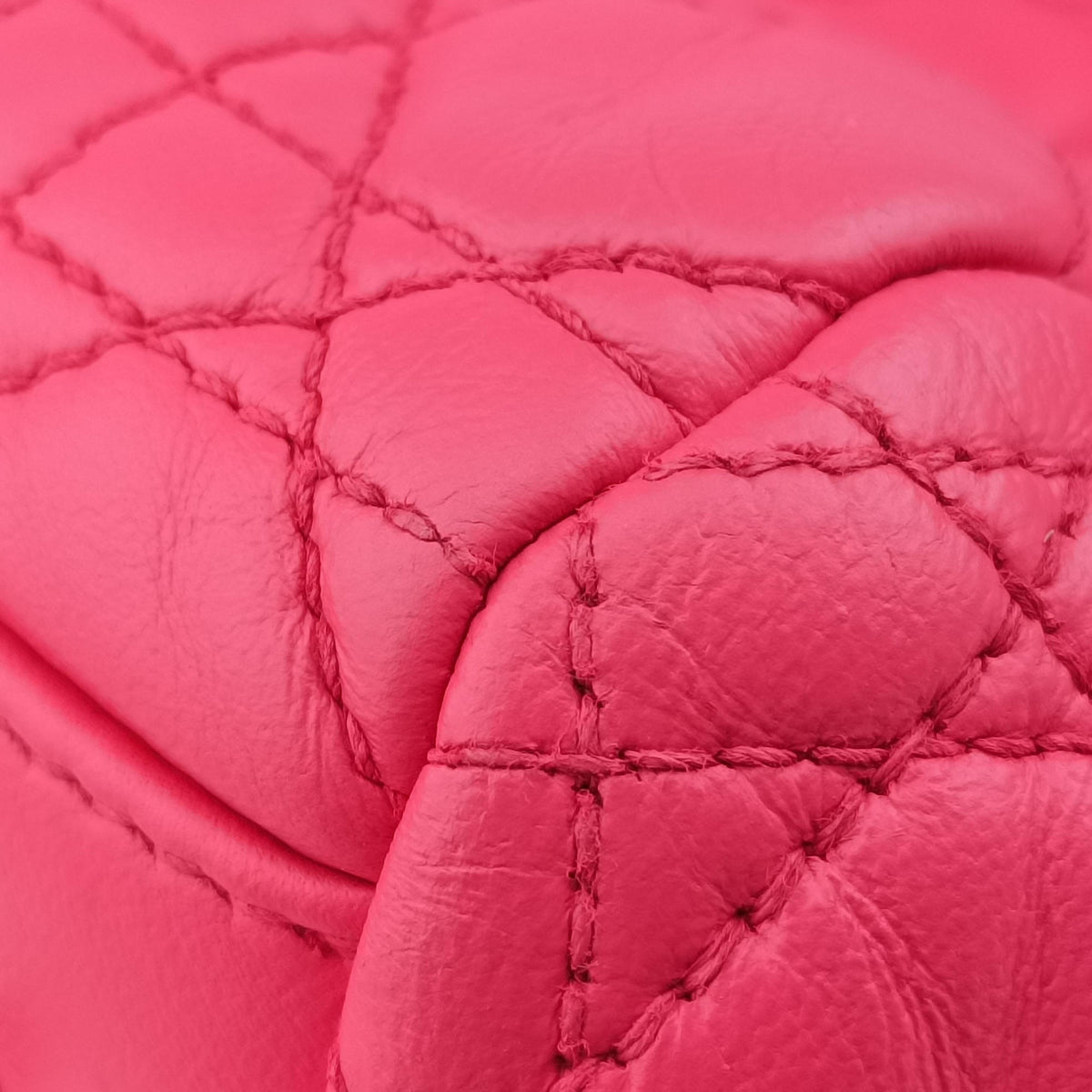 Secondhand Christian Dior Cannage Dior Soft Shopping Pink lambskin  handbag | stylenewstar