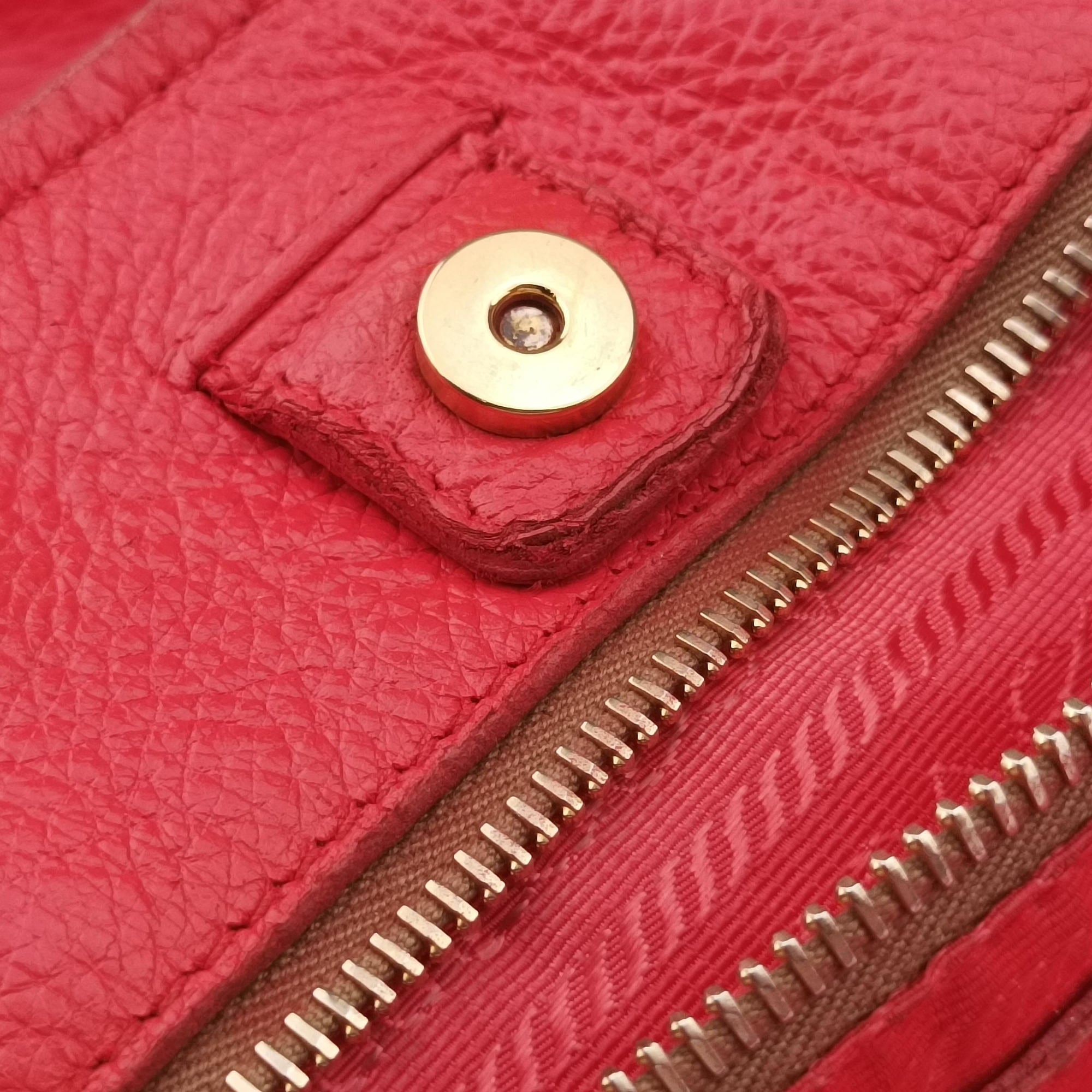 Pre-owned Prada Turquoise New Look Panier Red Leather  shoulderbag | stylenewstar