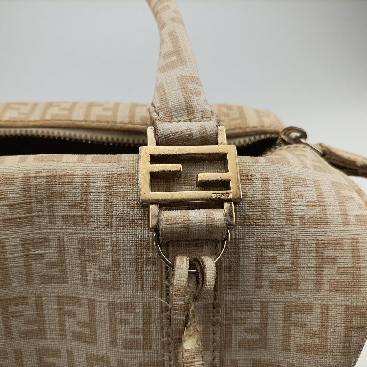 Pre-owned Fendi Zucchino boston Beige PVC coated canvas 8BE068 handbag | stylenewstar