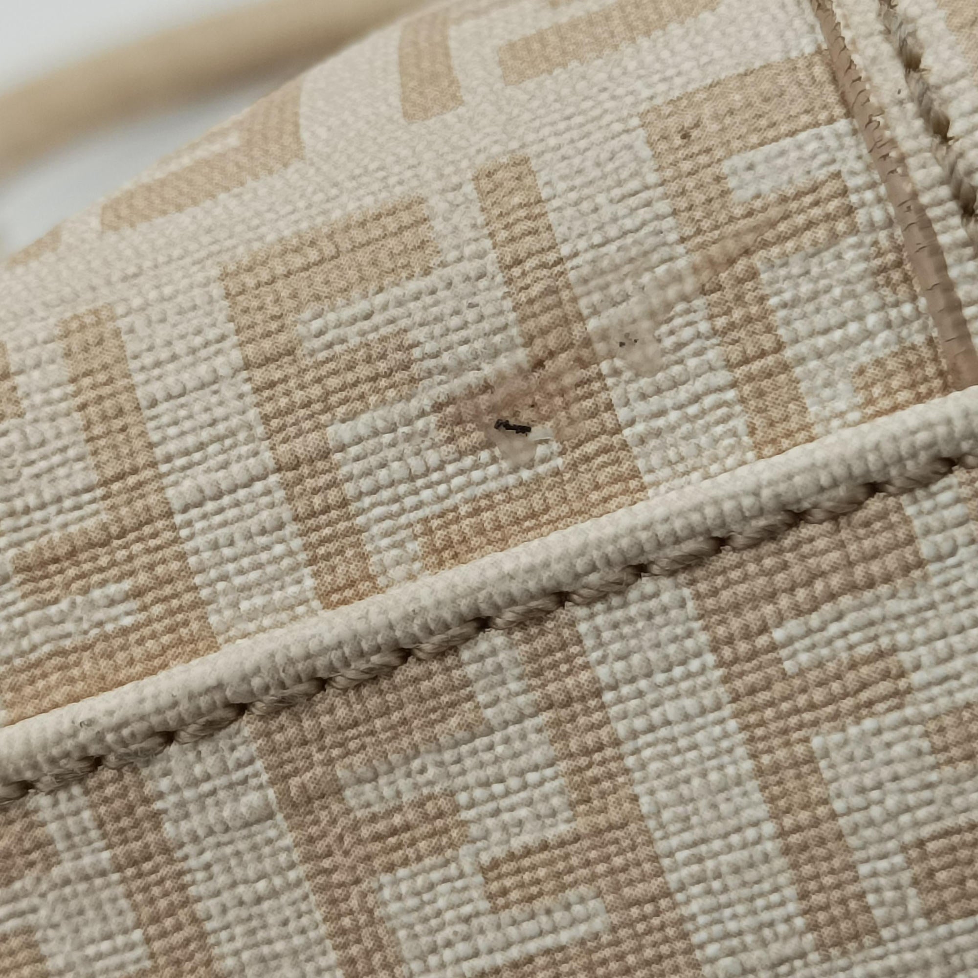 Pre-owned Fendi Zucchino boston Beige PVC coated canvas 8BE068 handbag | stylenewstar