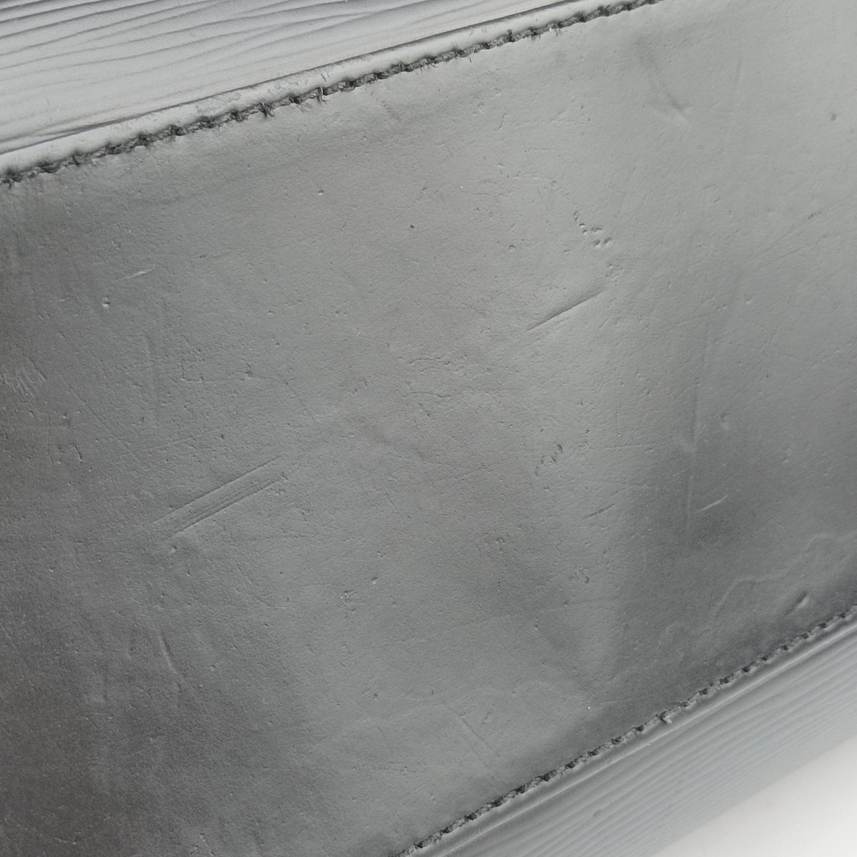 Pre-owned Louis Vuitton Brea MM Noir Epi M40329 shoulderbag | stylenewstar