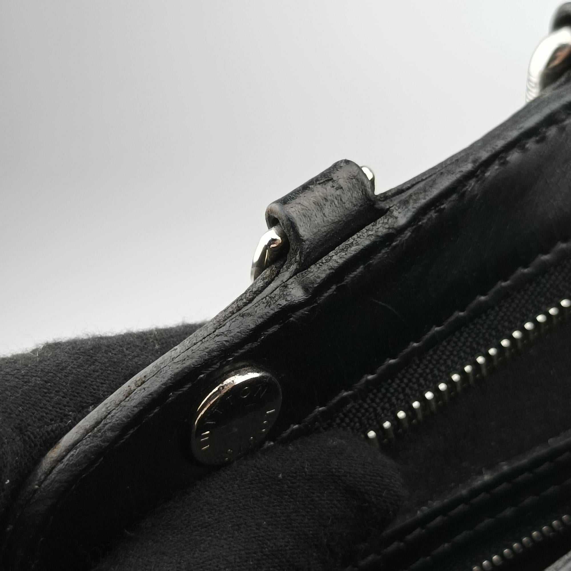 Pre-owned Louis Vuitton Brea MM Noir Epi M40329 shoulderbag | stylenewstar