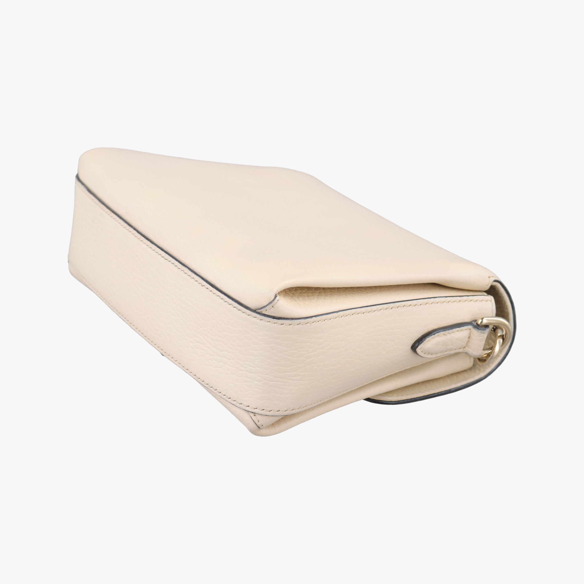 Pre-owned Gucci Interlocking G White Leather 607720 shoulderbag | stylenewstar