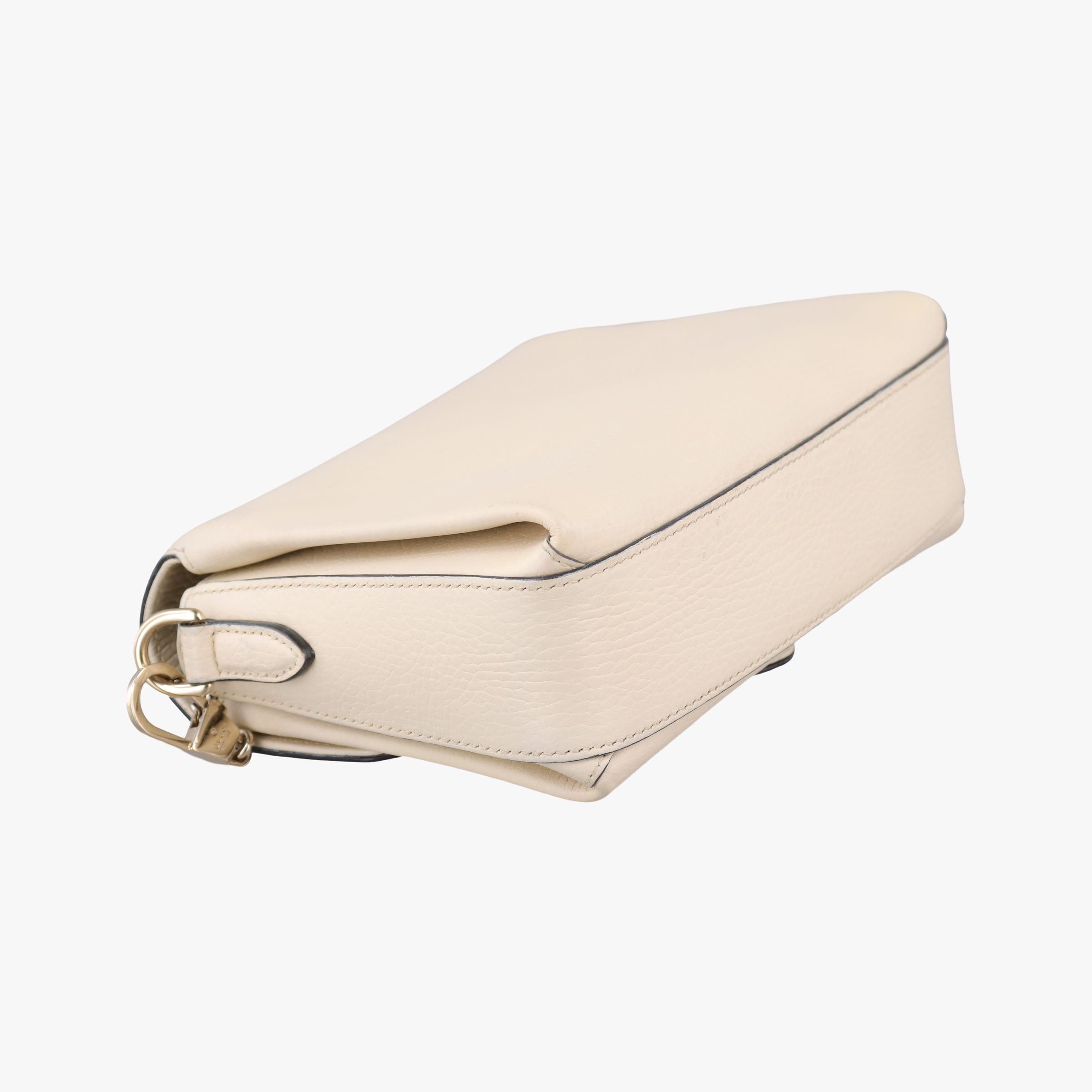 Pre-owned Gucci Interlocking G White Leather 607720 shoulderbag | stylenewstar