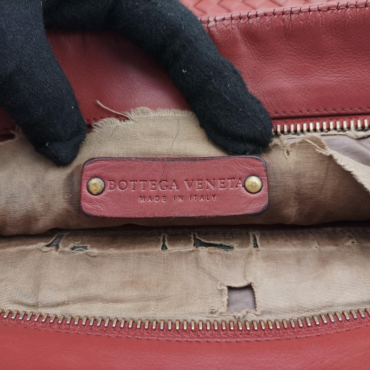 Pre-owned Bottega Veneta Intrecciato Red lambskin  shoulderbag | stylenewstar