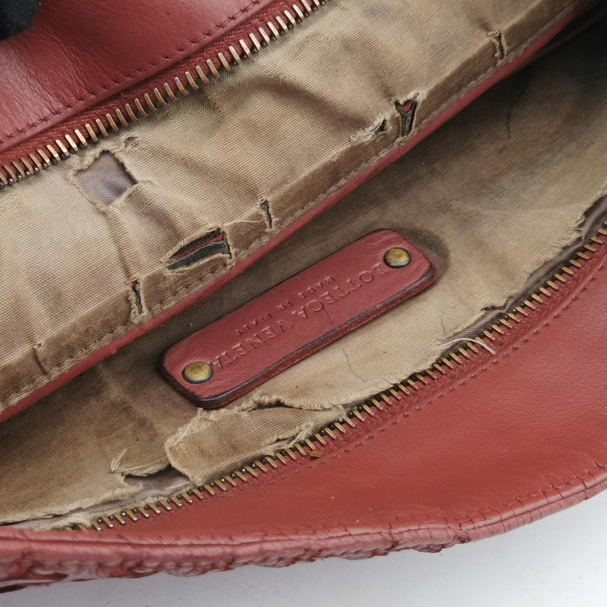 Pre-owned Bottega Veneta Intrecciato Red lambskin  shoulderbag | stylenewstar