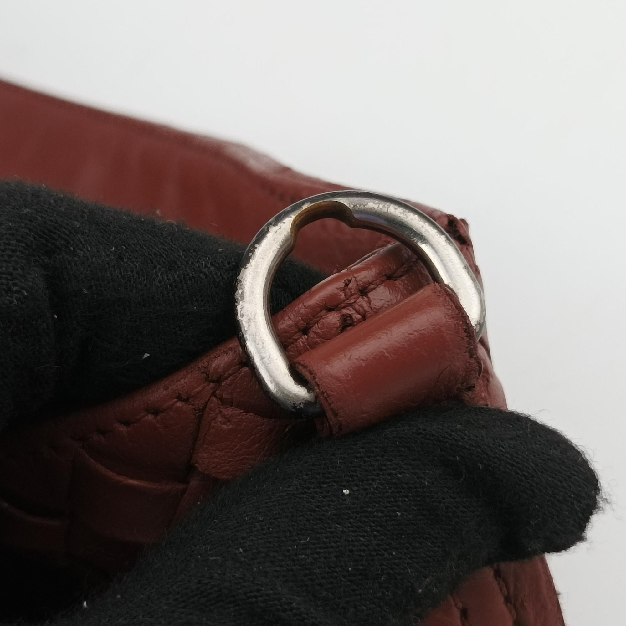 Pre-owned Bottega Veneta Intrecciato Red lambskin  shoulderbag | stylenewstar