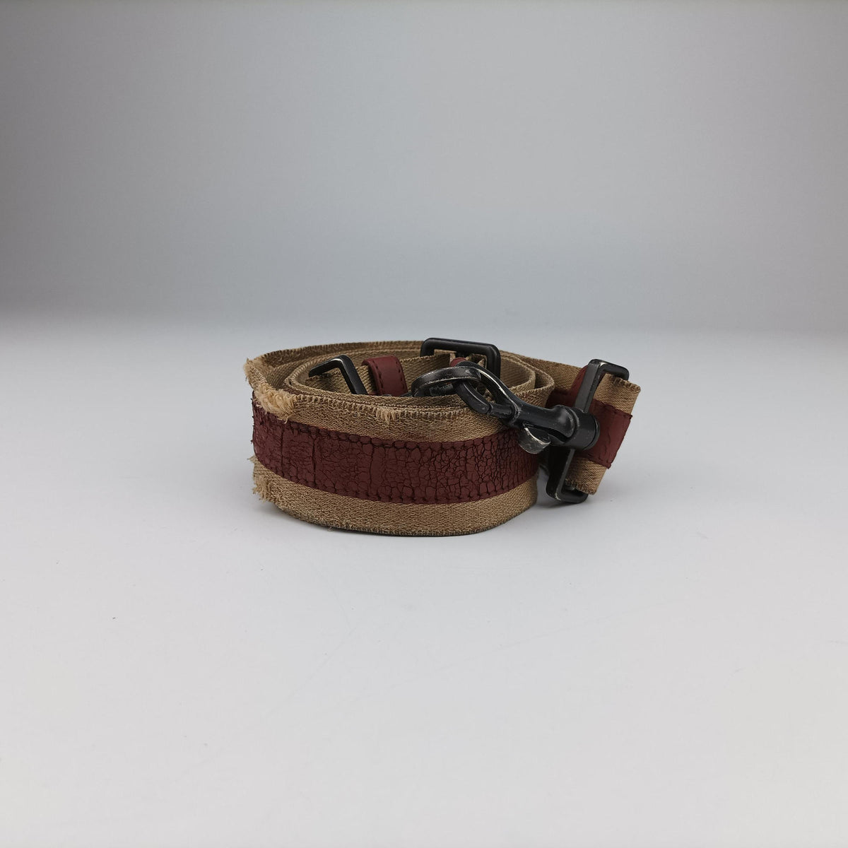 Pre-owned Bottega Veneta Intrecciato Red lambskin  shoulderbag | stylenewstar