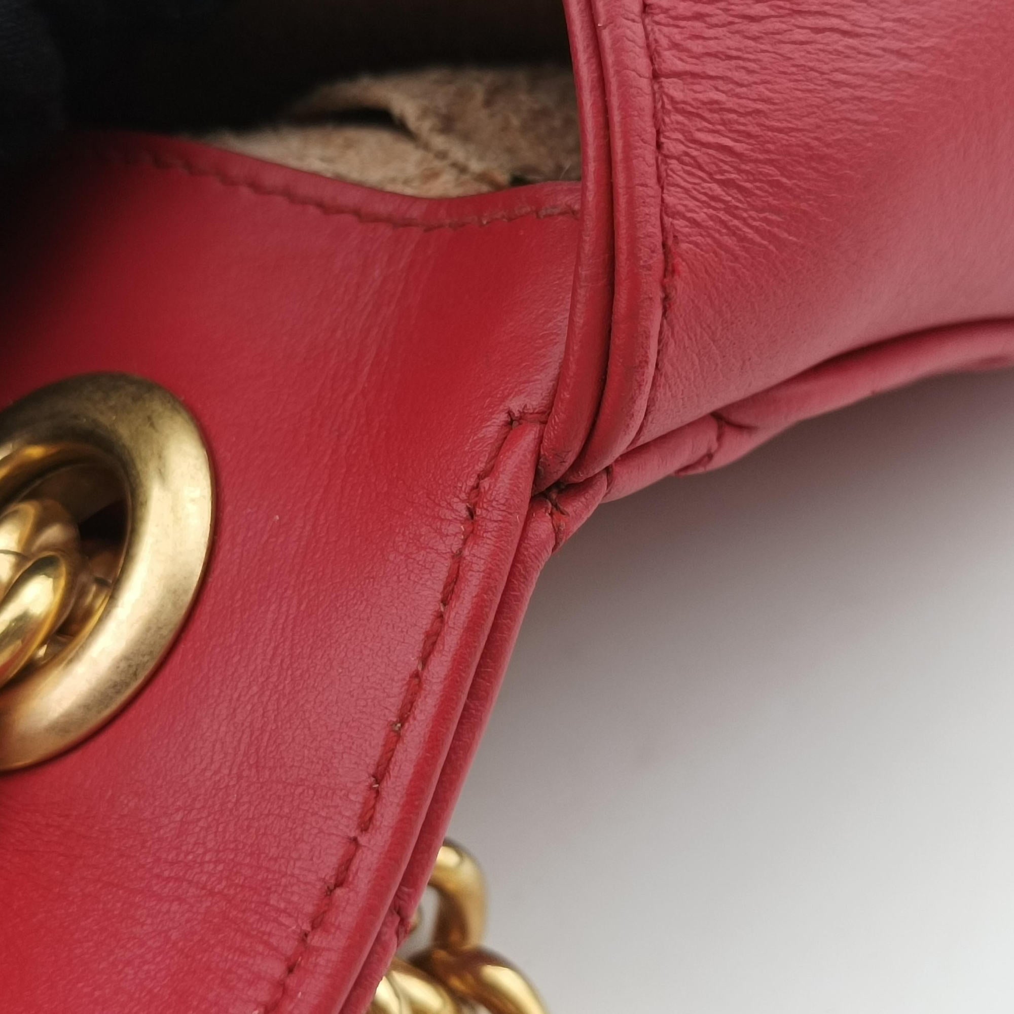 Secondhand Gucci GG Marmont Red Leather 446744 shoulderbag | stylenewstar