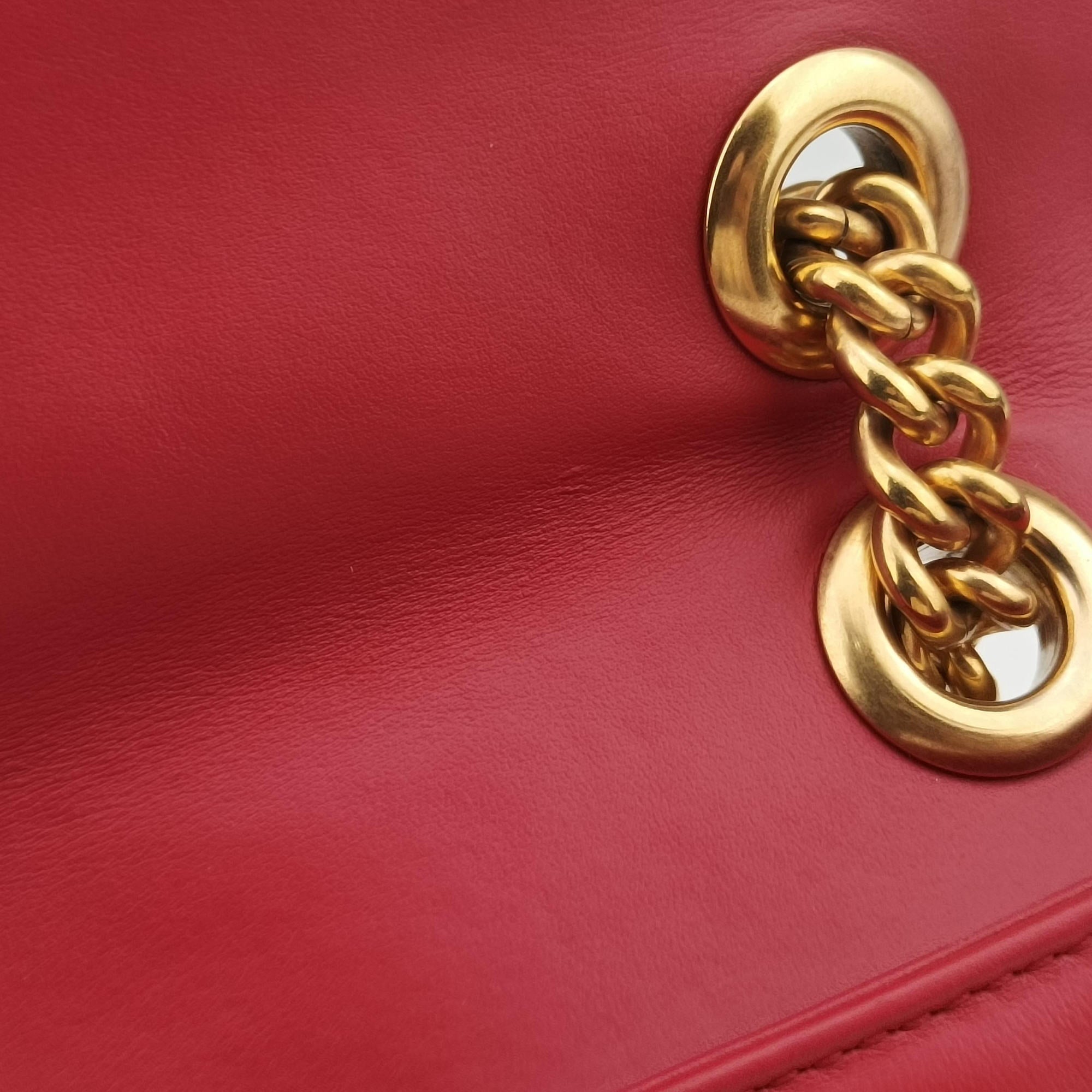 Secondhand Gucci GG Marmont Red Leather 446744 shoulderbag | stylenewstar