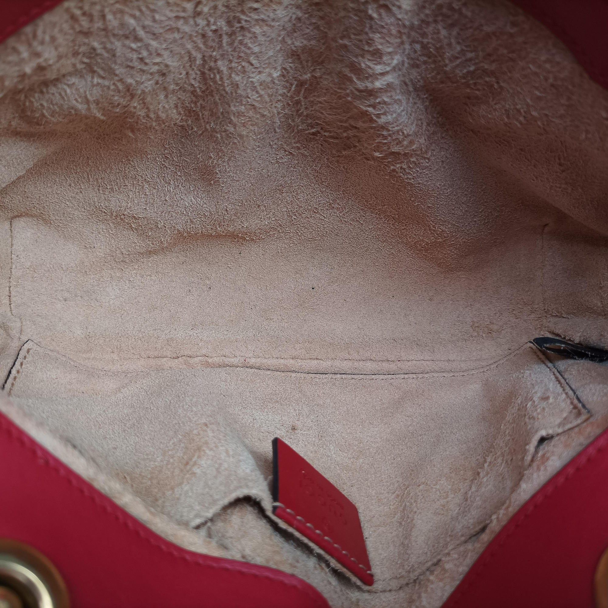 Secondhand Gucci GG Marmont Red Leather 446744 shoulderbag | stylenewstar