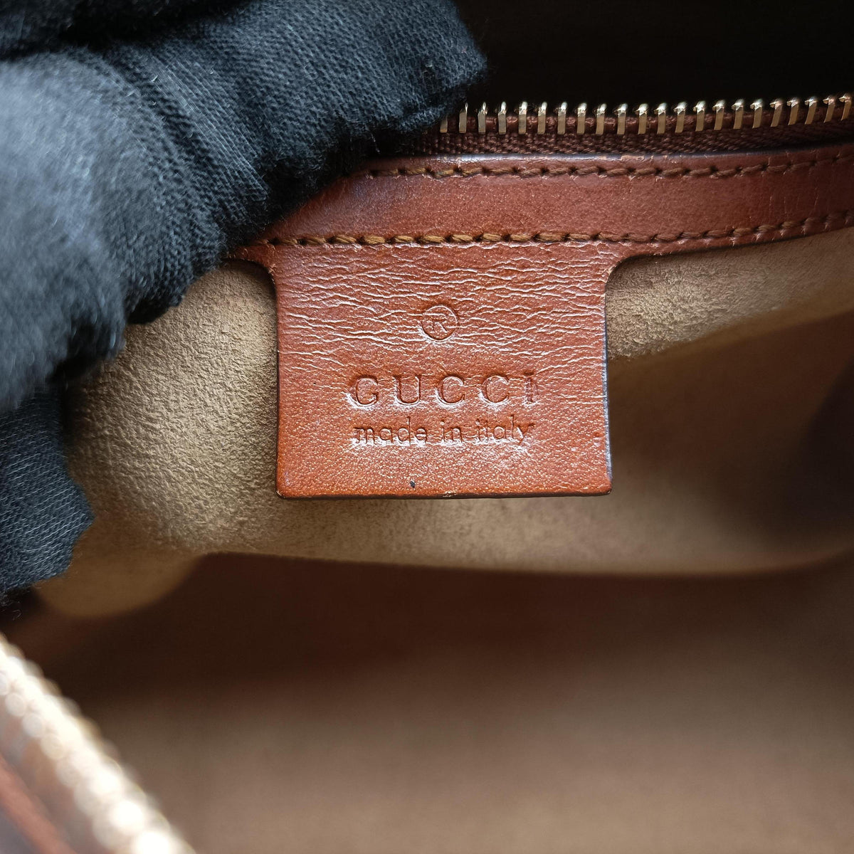 Pre-owned Gucci GG SUPREME beige×brown PVC coated canvas×Leather 409529 shoulderbag | stylenewstar