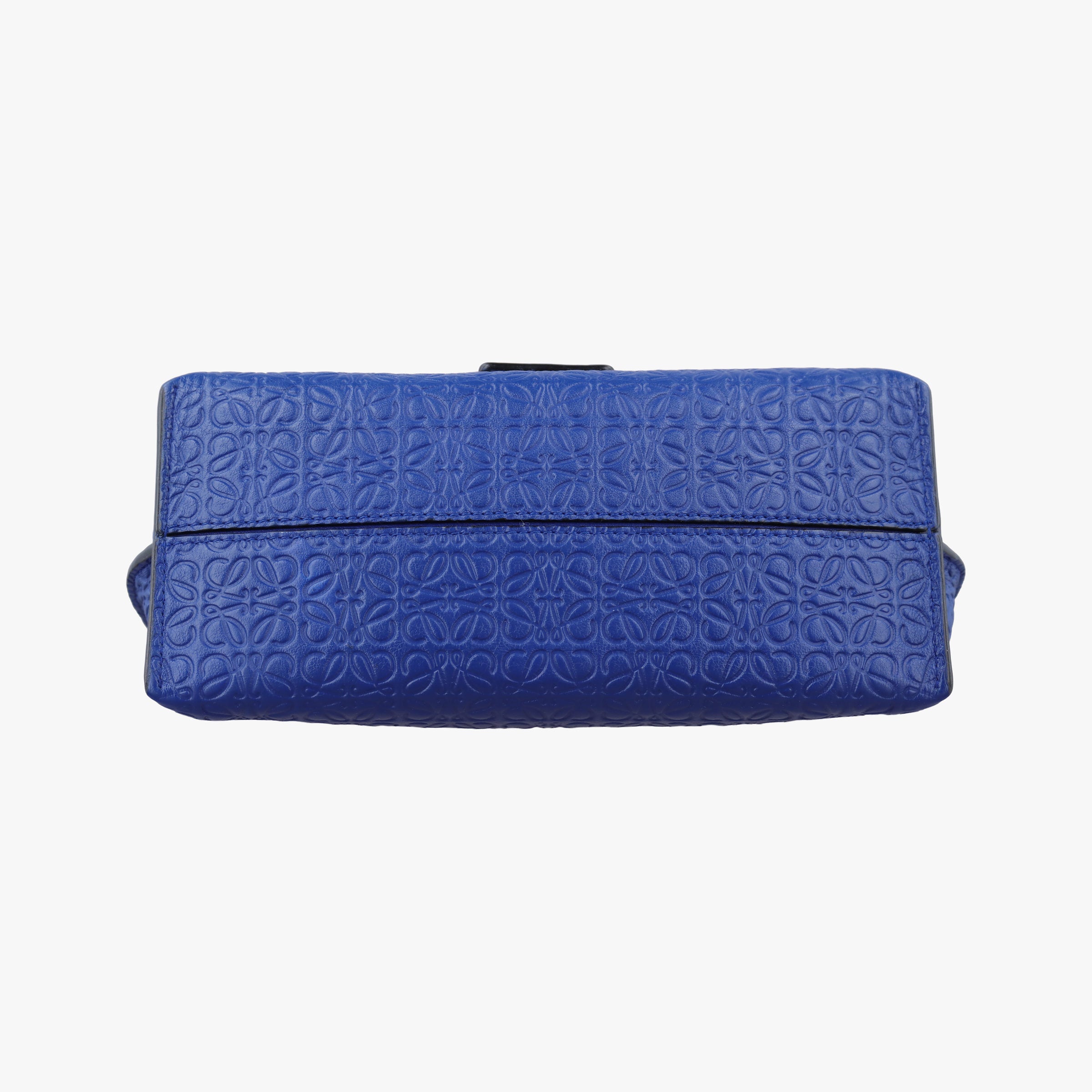 Pre-owned Loewe Avenue Blue Leather  shoulderbag | stylenewstar