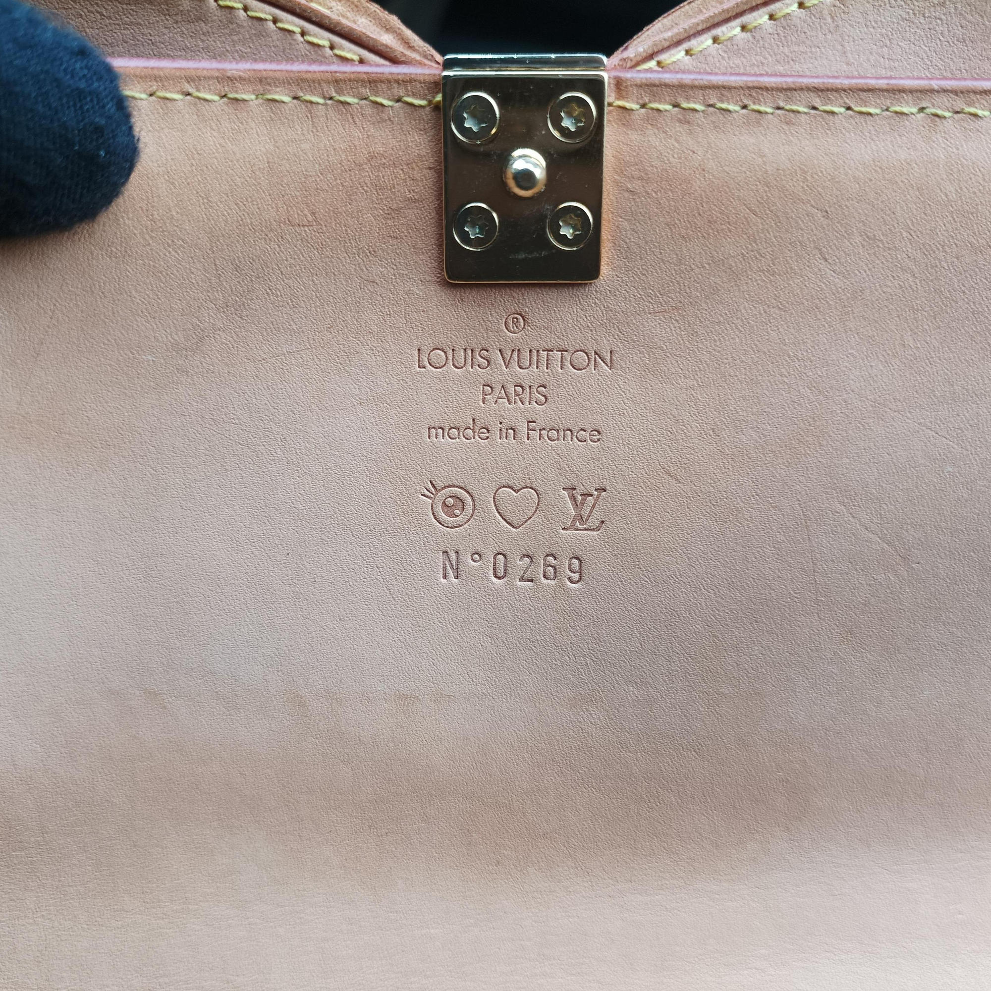 Pre-owned Louis Vuitton Eye need you Noir Monogram Multicolor M92050 shoulderbag | stylenewstar